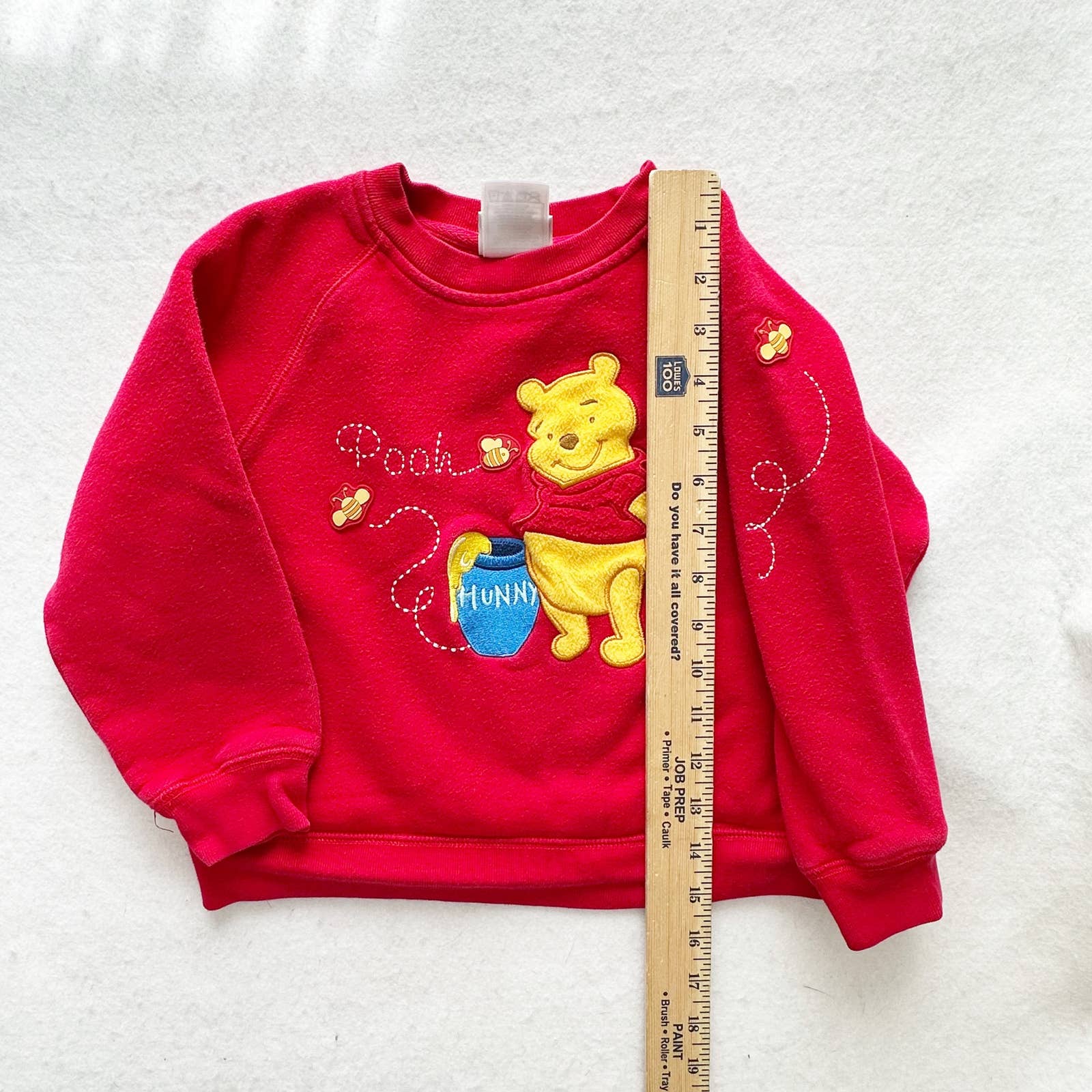 Vintage Disney Store Pooh and Bees Sweatshirt: 4/5y - Yellow Clover Vintage Kids Clothes