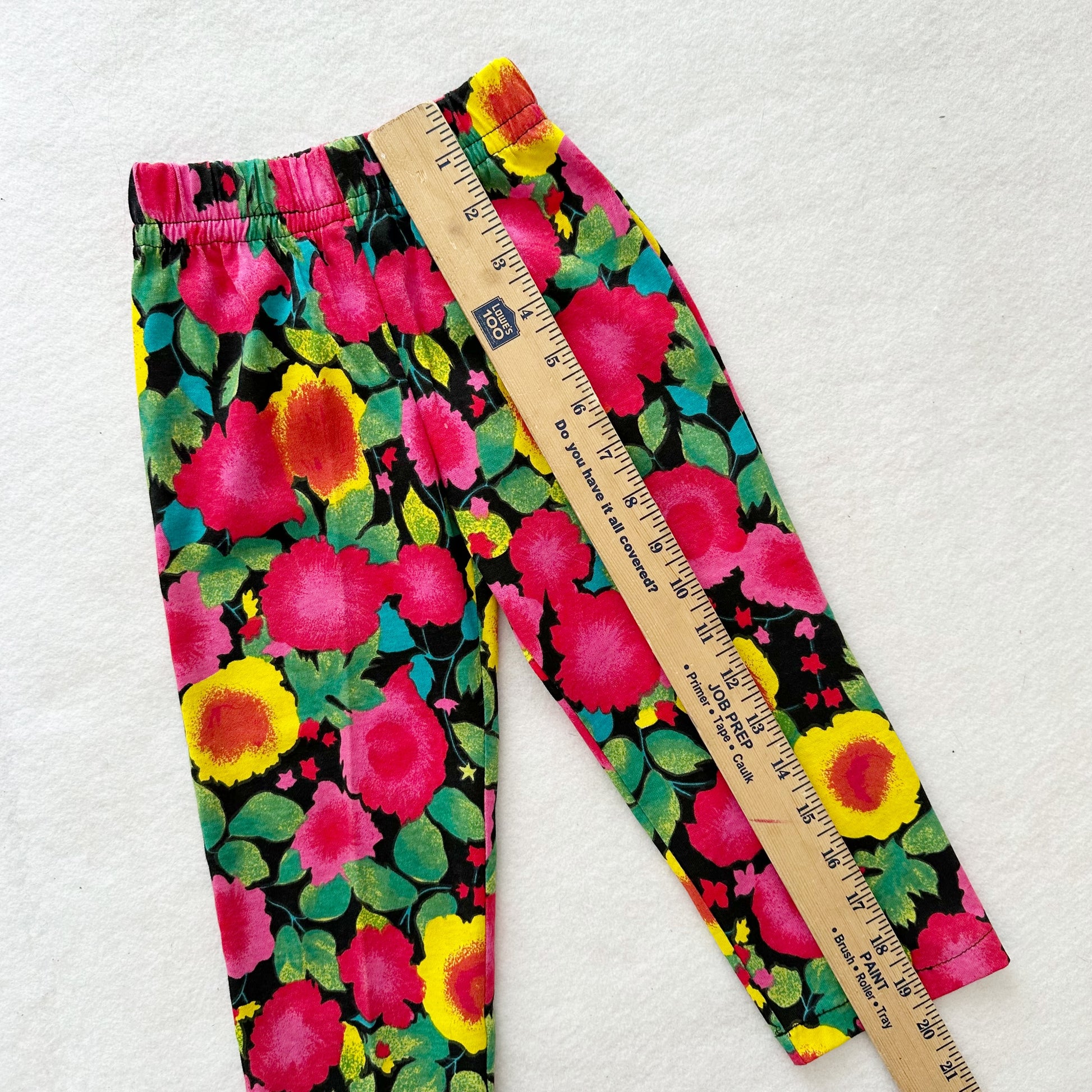 Vintage Bold Floral Cropped Leggings: 3T - Yellow Clover Vintage Kids Clothes