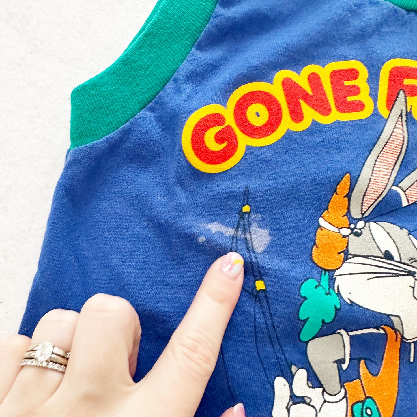 Vintage Looney Tunes Bugs Bunny Gone Fishing Tank: 4T - Yellow Clover Vintage Kids Clothes