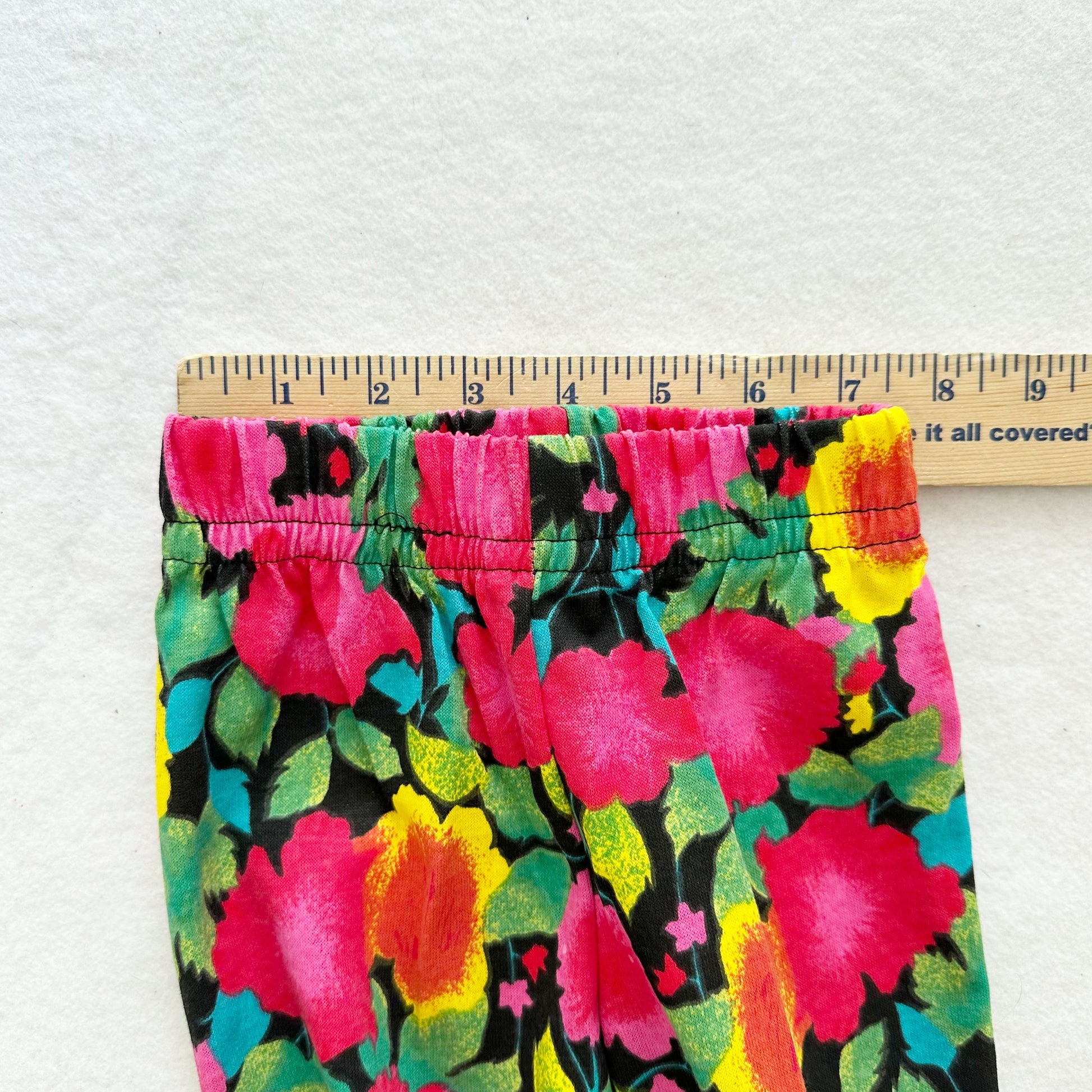 Vintage Bold Floral Cropped Leggings: 3T - Yellow Clover Vintage Kids Clothes