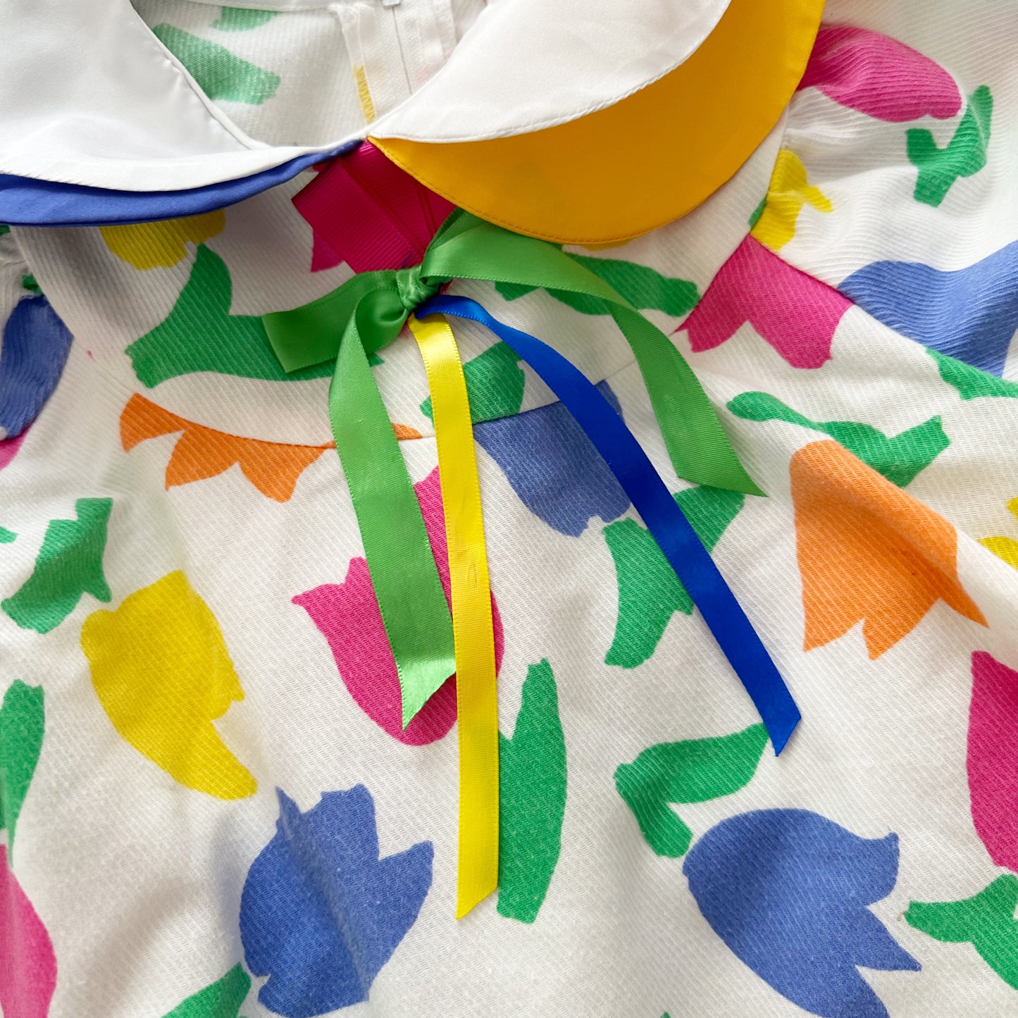 Vintage Isabella Tulip Ruffle Collared Dress: 5/6y? - Yellow Clover Vintage Kids Clothes