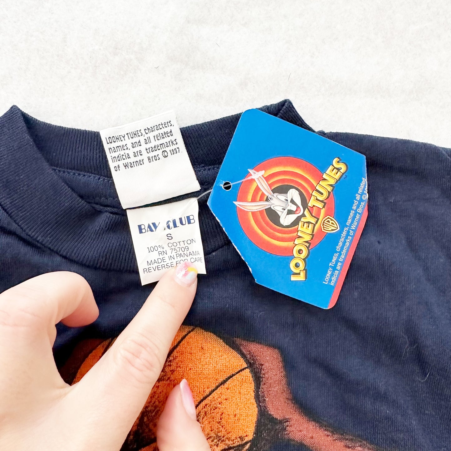 Vintage Looney Tunes Taz Basketball Tee: 4/5y - Yellow Clover Vintage Kids Clothes