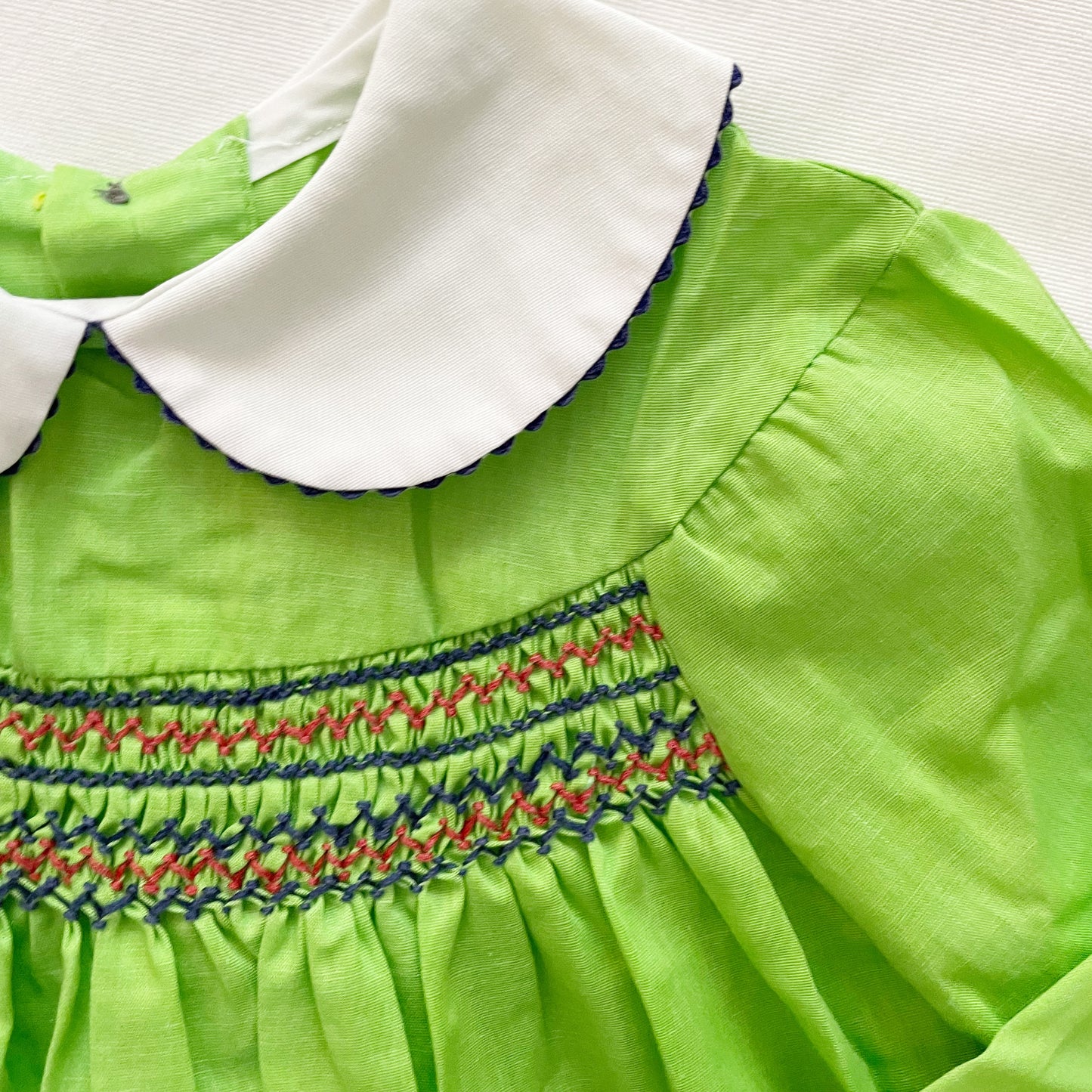 Vintage Smocked Collared Dress • 4T (?) - Yellow Clover Vintage Kids Clothes