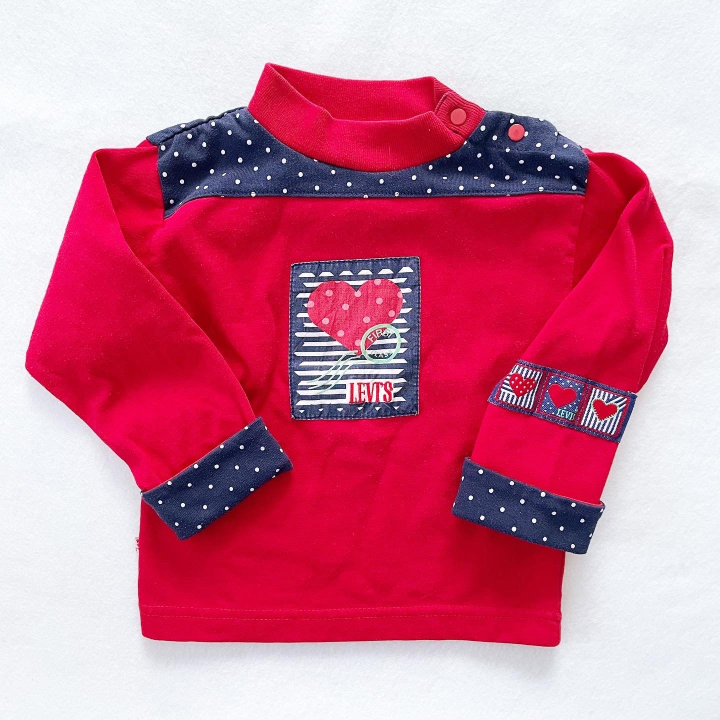 Levi’s Hearts Top