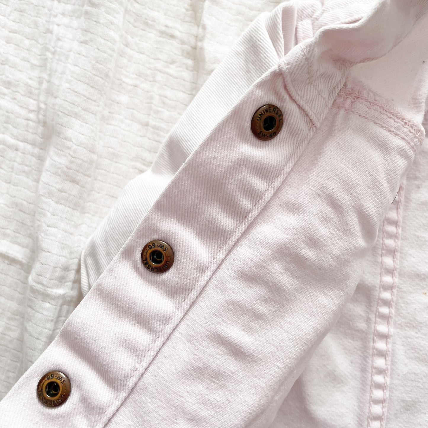 Levi’s Light Pink Denim Jacket • 4T - Yellow Clover Vintage Kids Clothes