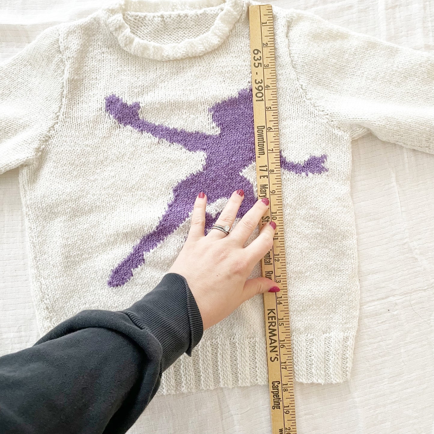 Handknit Peter Pan Sweater - Yellow Clover Vintage Kids Clothes