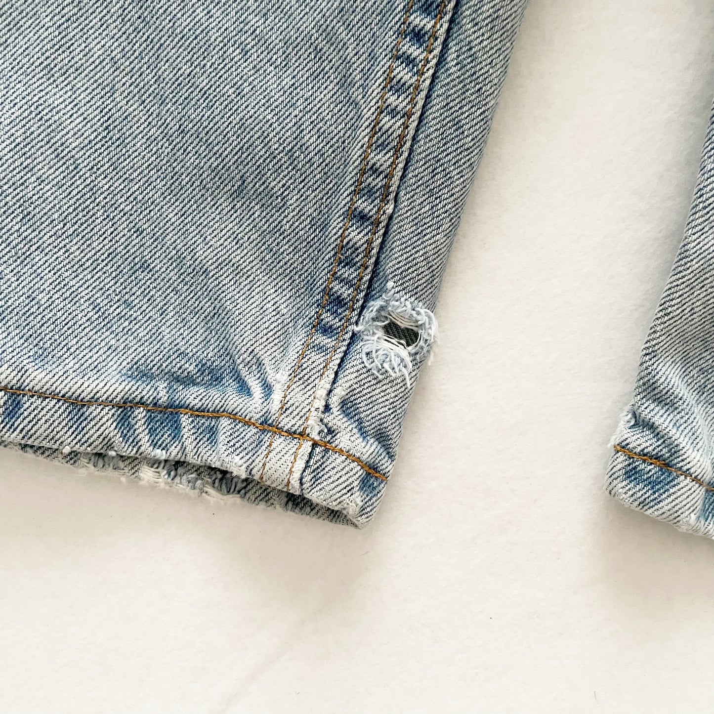 Levi’s Light Wash White Tab Jeans - Yellow Clover Vintage Kids Clothes