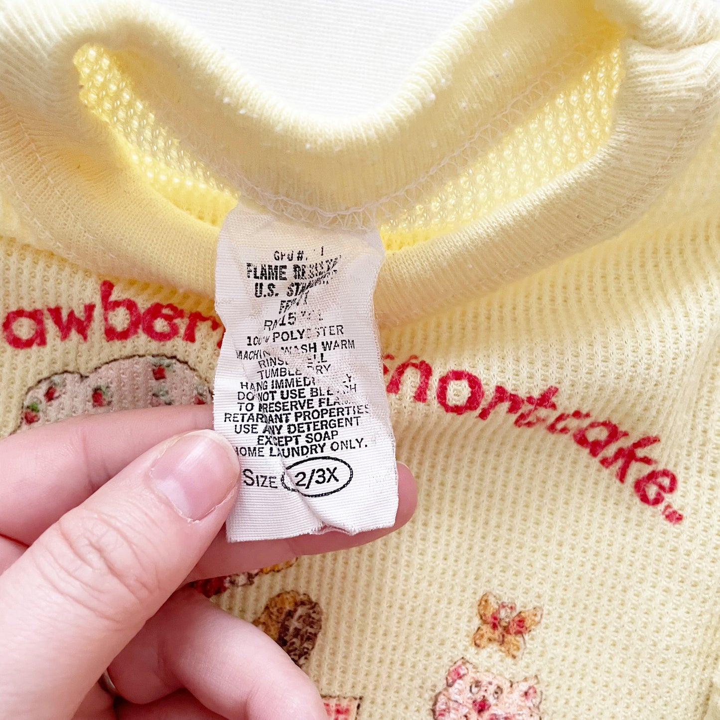 Strawberry Shortcake Thermal Top • 18m (?)