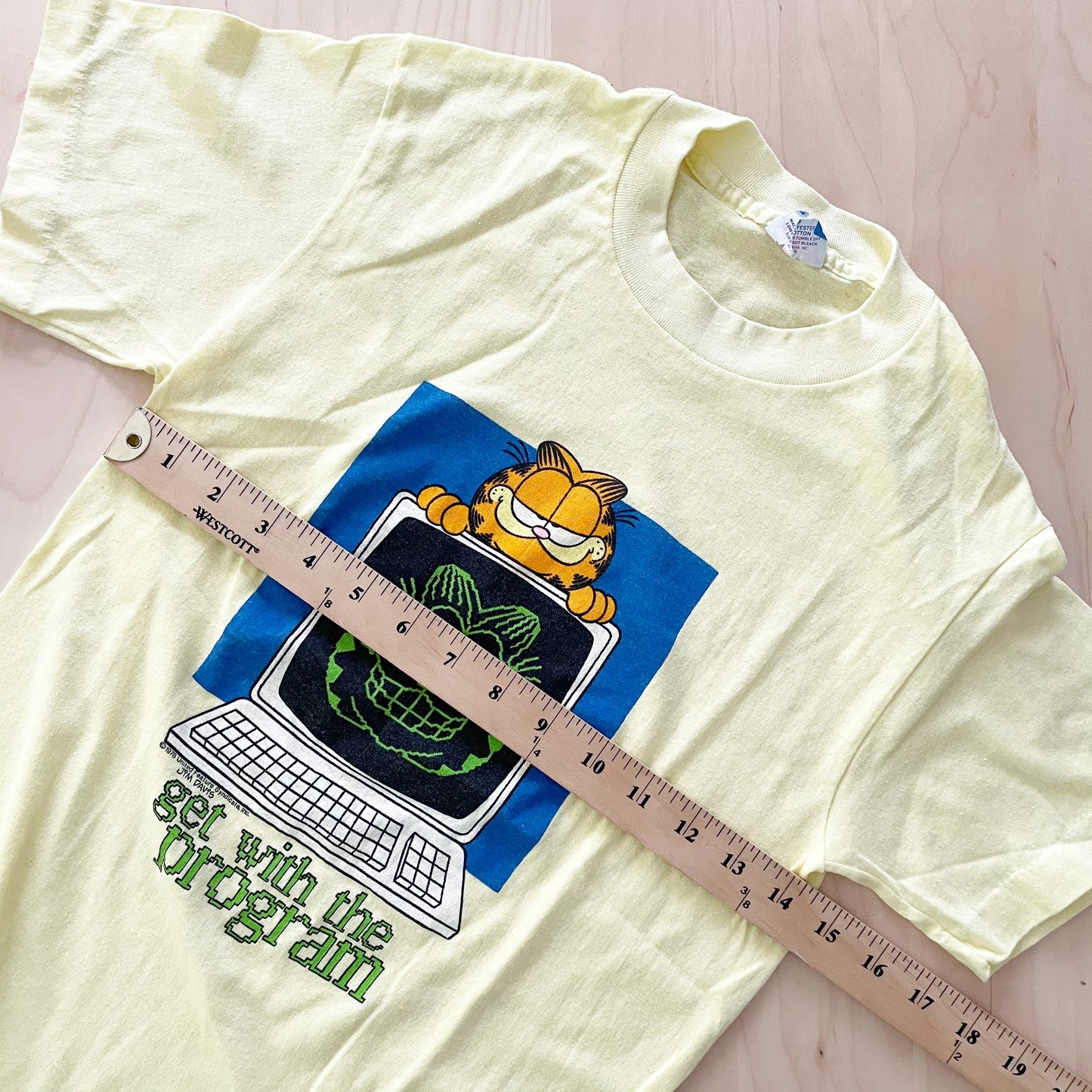 Vintage 1978 Garfield Single Stitch Youth or Adult Tee - Yellow Clover Vintage Kids Clothes