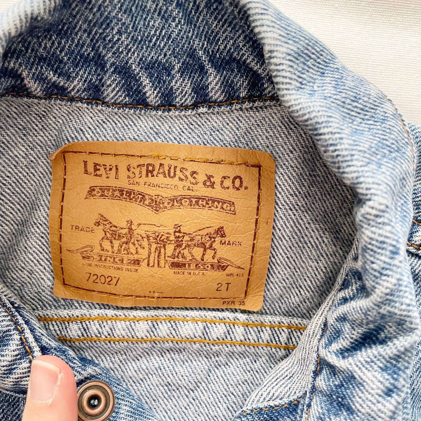 Levi’s Medium Wash Orange Tab Jacket • 2T