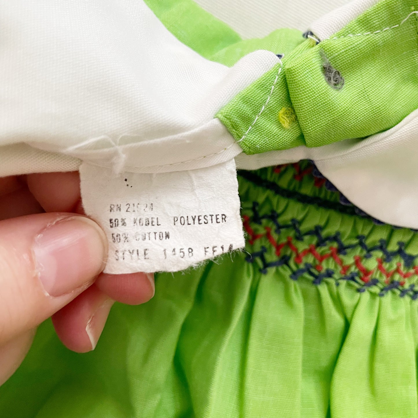 Vintage Smocked Collared Dress • 4T (?) - Yellow Clover Vintage Kids Clothes