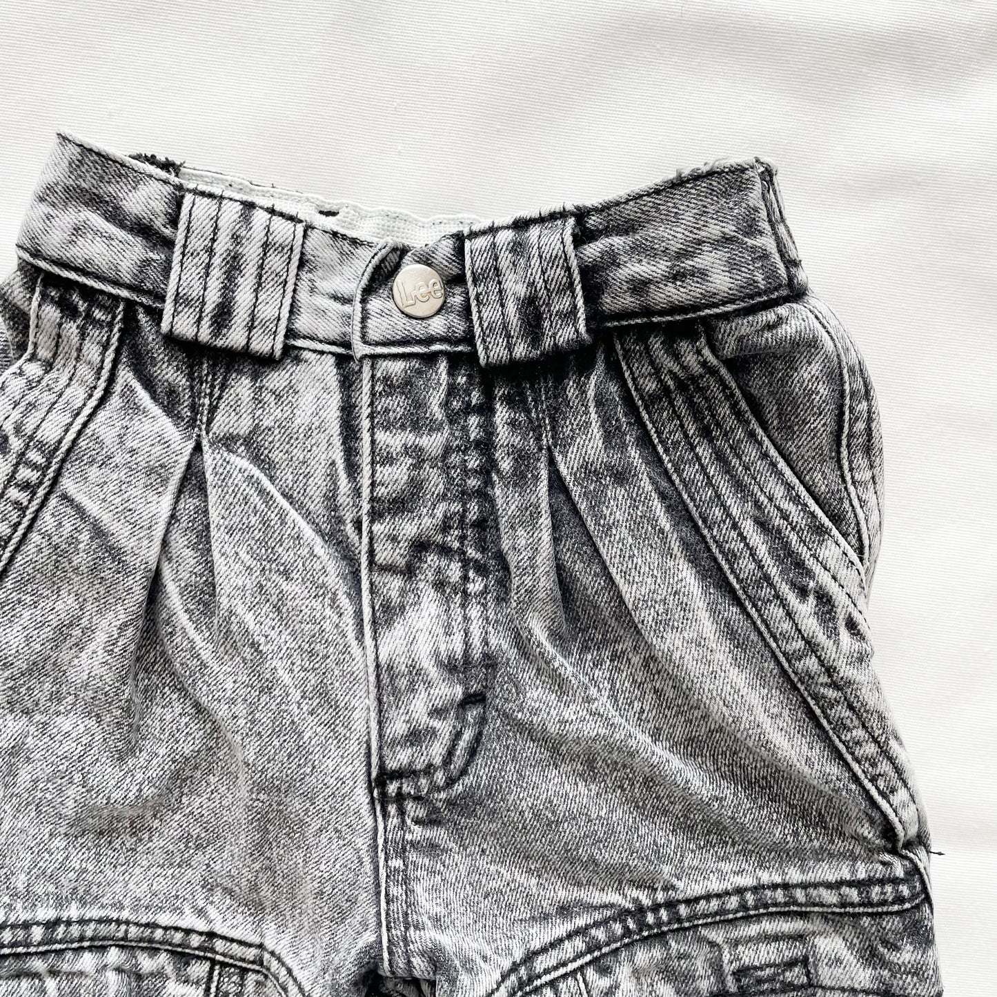 Lee Acid Wash Pleat Waist Patch Jeans • 2T - Yellow Clover Vintage Kids Clothes