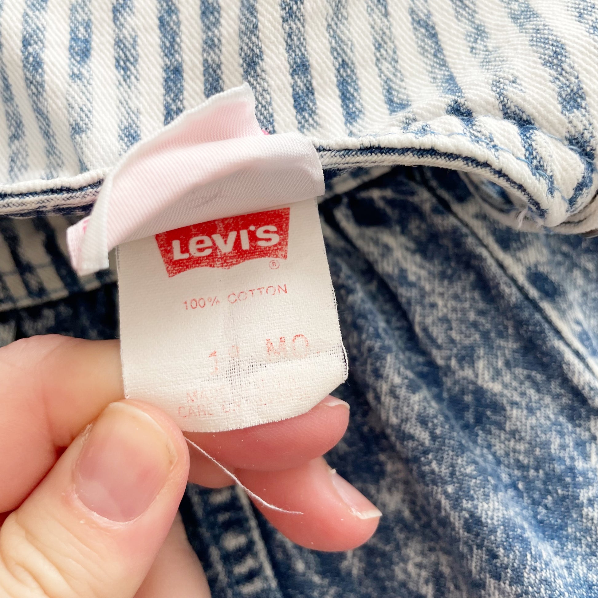 Levi’s Acid Wash Strawberry Patch Romper • 18m - Yellow Clover Vintage Kids Clothes