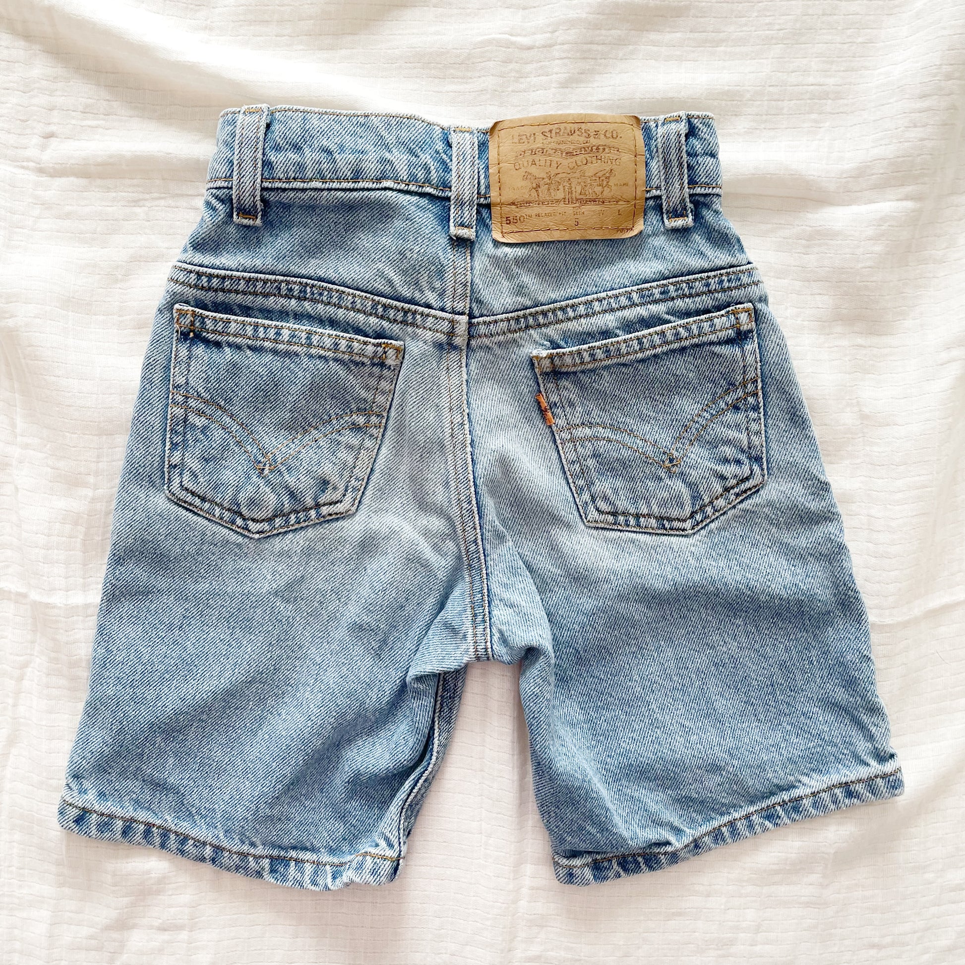Levi’s 550 Lighter Wash Shorts • 5T - Yellow Clover Vintage Kids Clothes