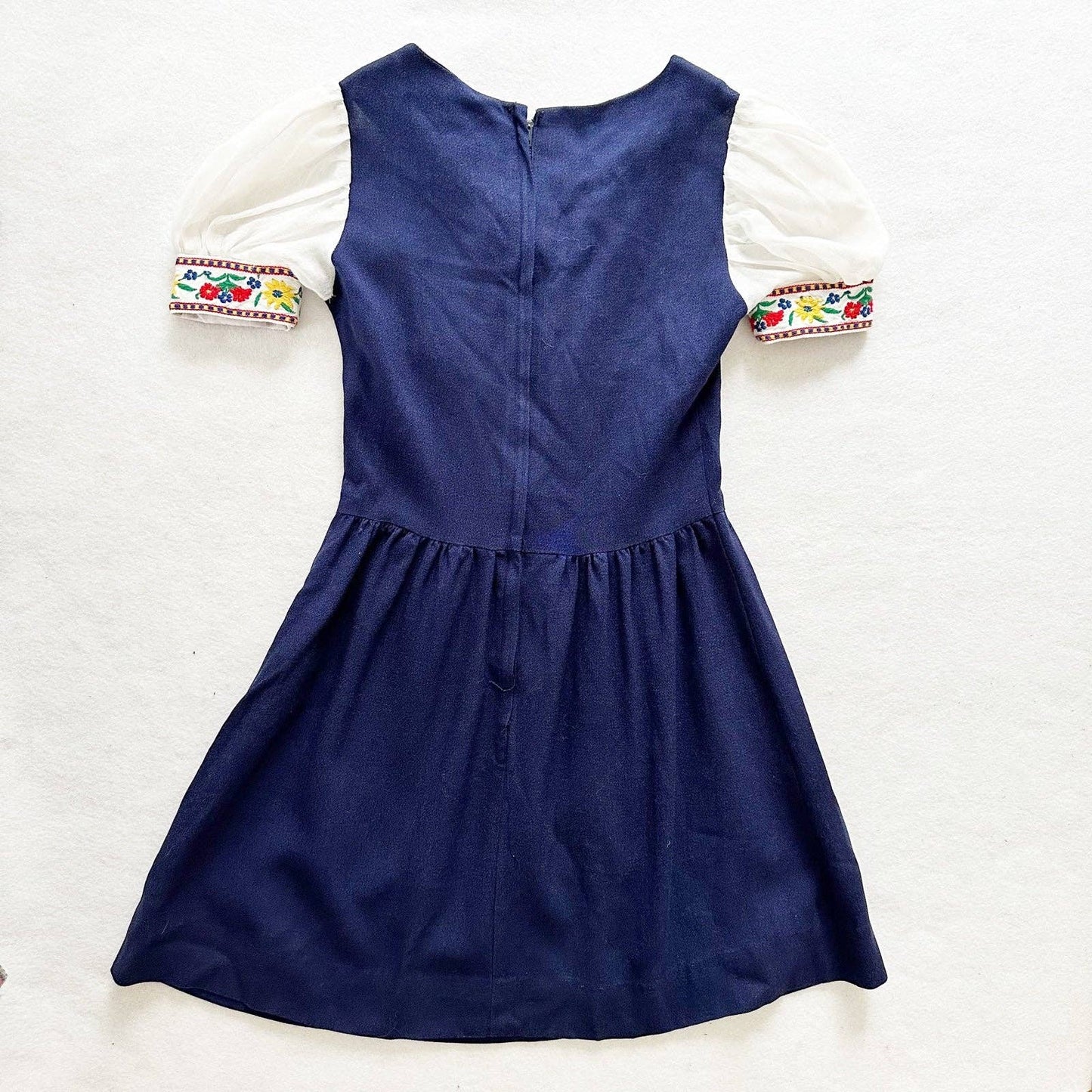 Vintage Jodeen Originals 70s Folk Style Girls Dress - Yellow Clover Vintage Kids Clothes