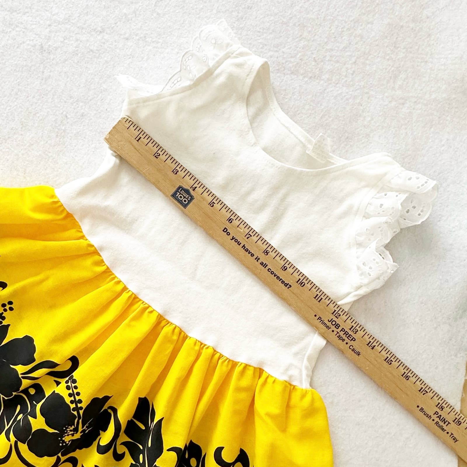 Vintage Hawaiian Yellow and Black Floral Print Dress: 5T? - Yellow Clover Vintage Kids Clothes