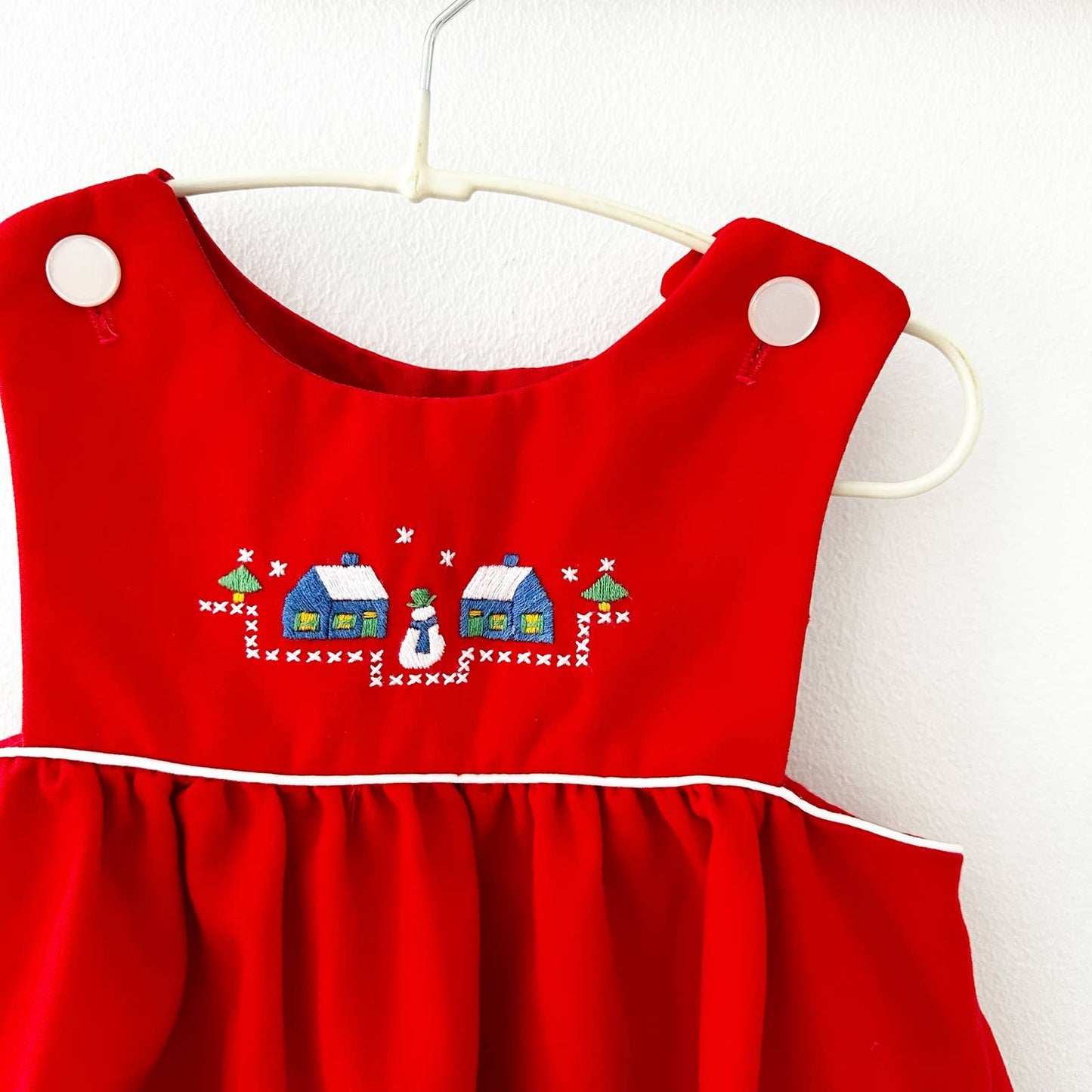 Vintage Christmas Village Embroidered Pinafore Dress: 2/3T - Yellow Clover Vintage Kids Clothes