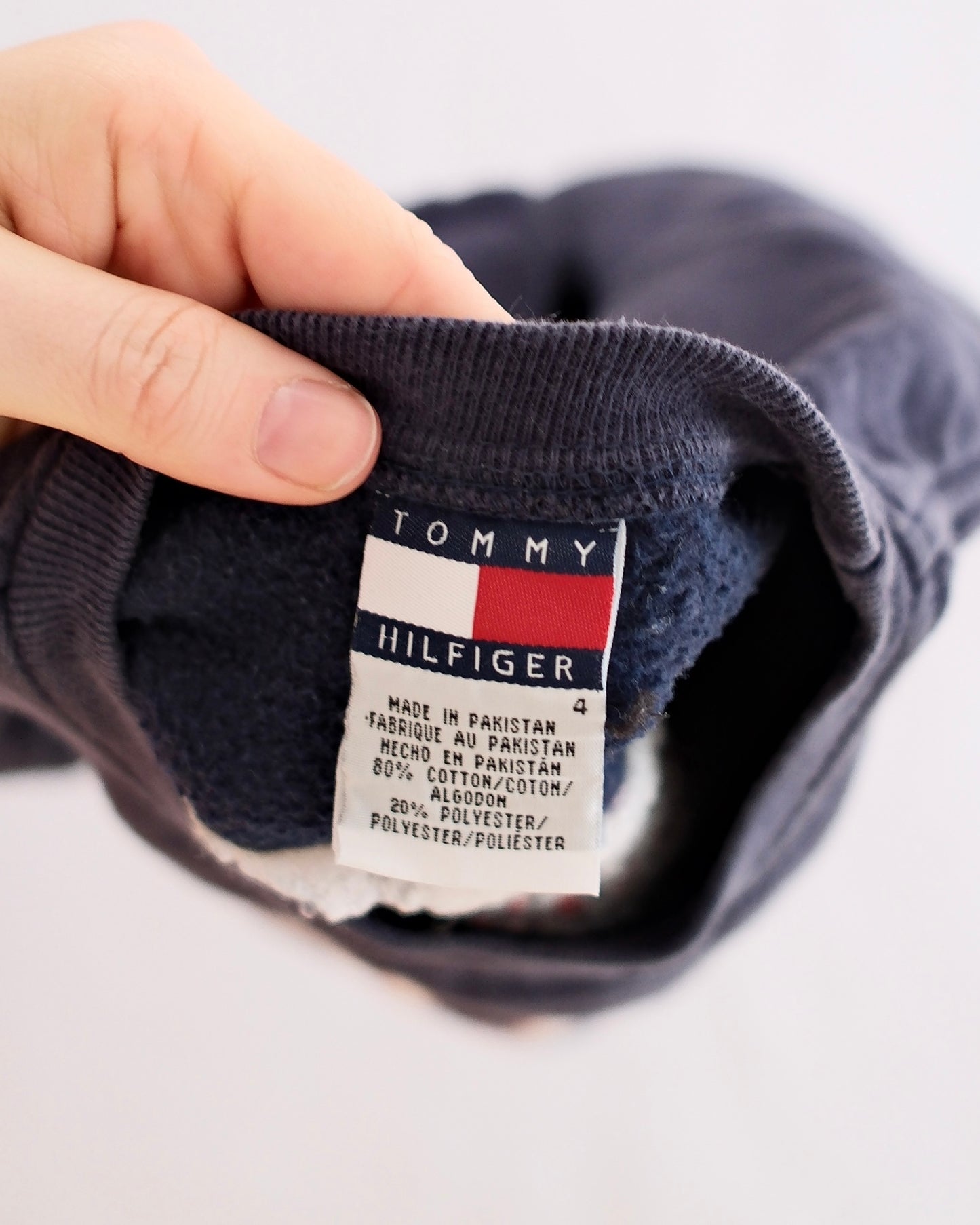 Vintage Tommy Hilfiger Lettering Sweatshirt: 4T