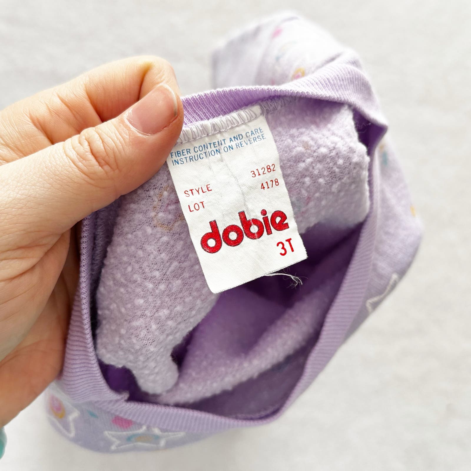 Vintage Dobie Stars Print Short Sleeve Sweatshirt: 3T - Yellow Clover Vintage Kids Clothes