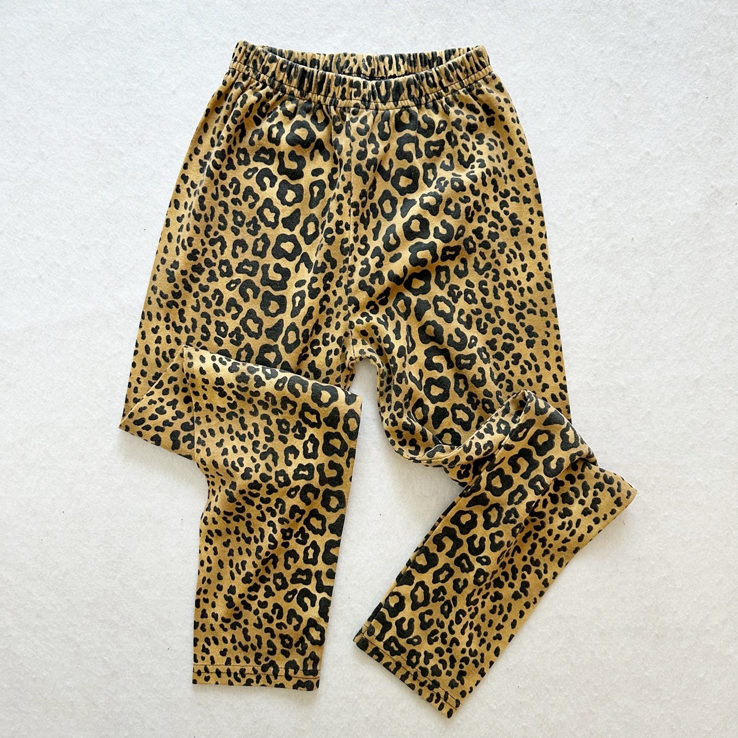 Vintage Fun Company Leopard Appliqué Tee + Leggings: 8y?