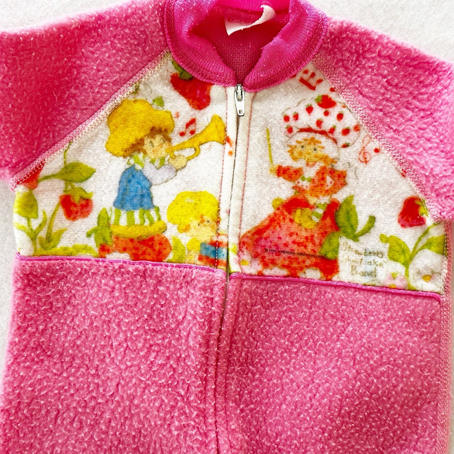 Vintage Strawberry Shortcake Fleece Sleeper: 3m? - Yellow Clover Vintage Kids Clothes
