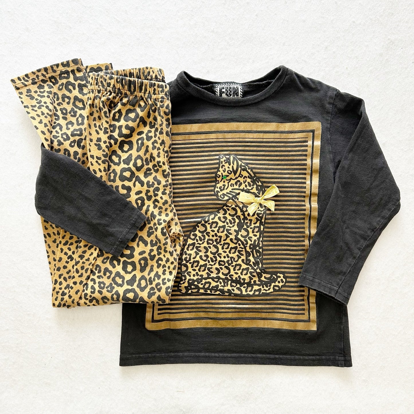 Vintage Fun Company Leopard Appliqué Tee + Leggings: 8y?