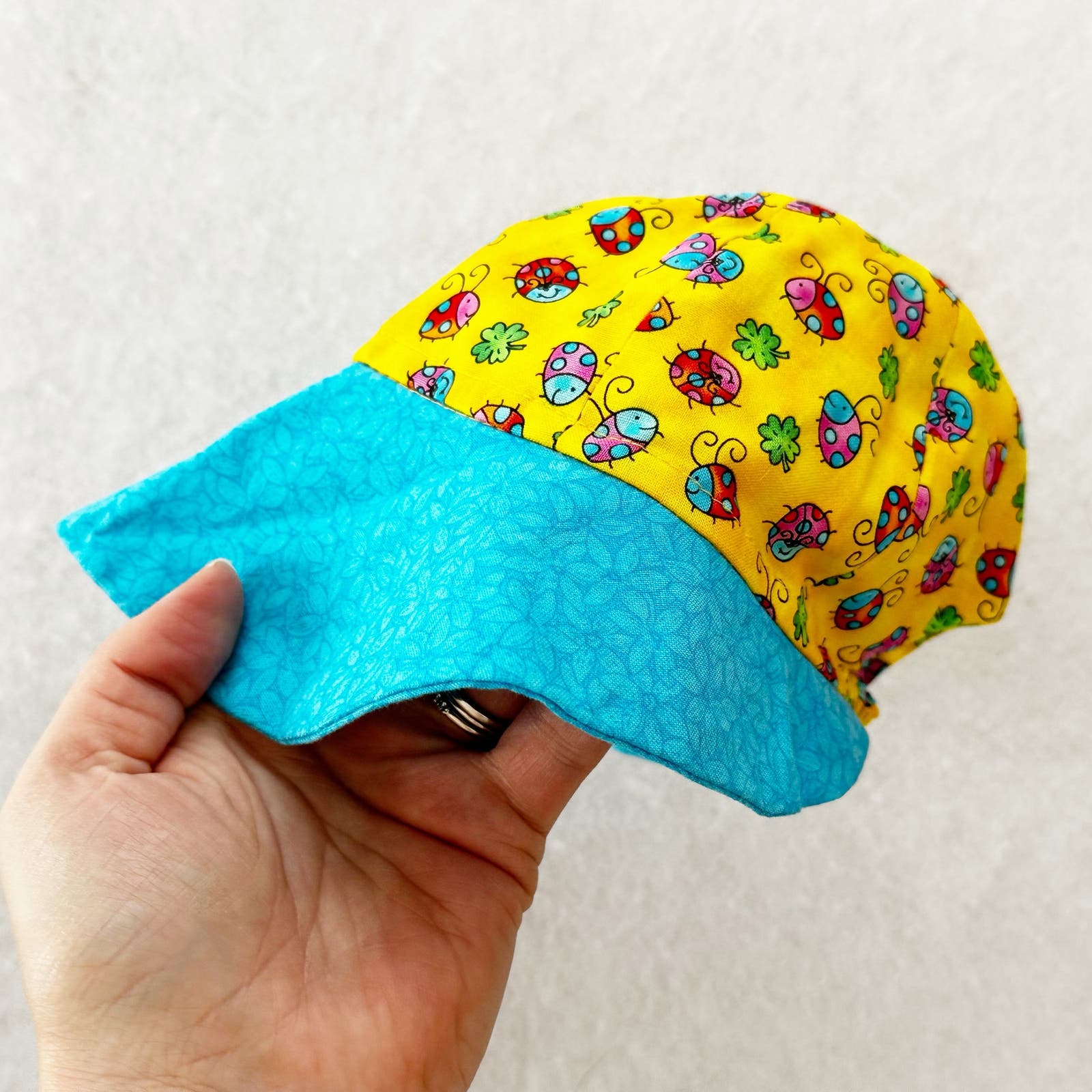 Handmade Bugs Romper and Hat: 6m? - Yellow Clover Vintage Kids Clothes