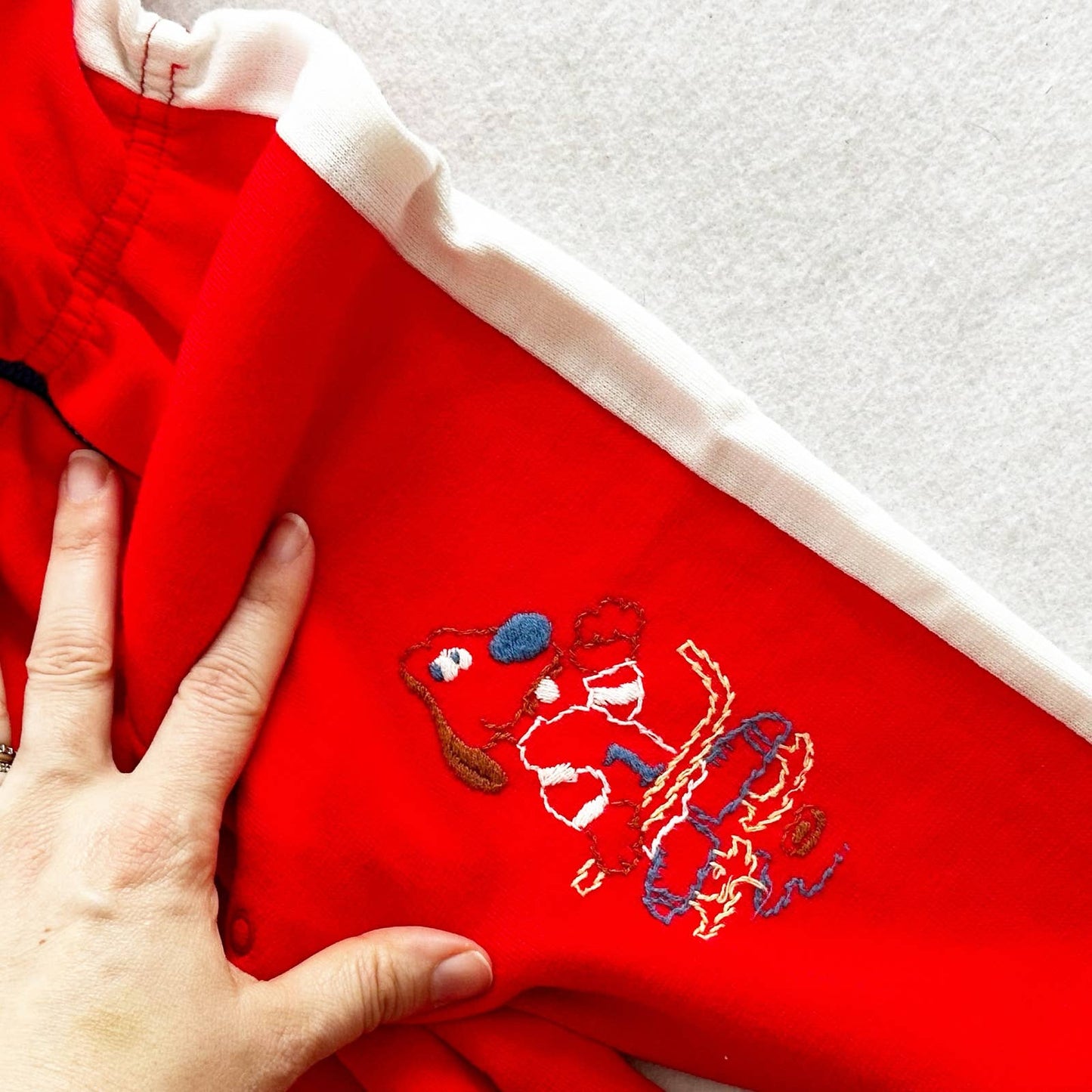 Vintage Bull Frog Knits Hockey Dog Embroidered Romper: 12m? - Yellow Clover Vintage Kids Clothes