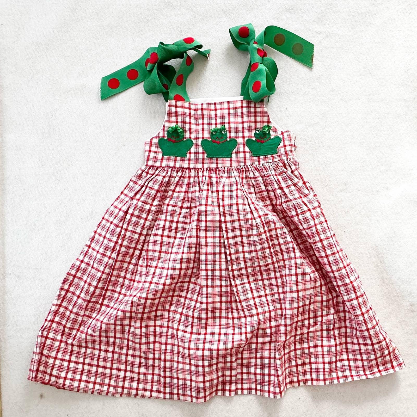 Vintage Boutique Becki Frog Appliqué Tie Shoulder Dress: 2T - Yellow Clover Vintage Kids Clothes