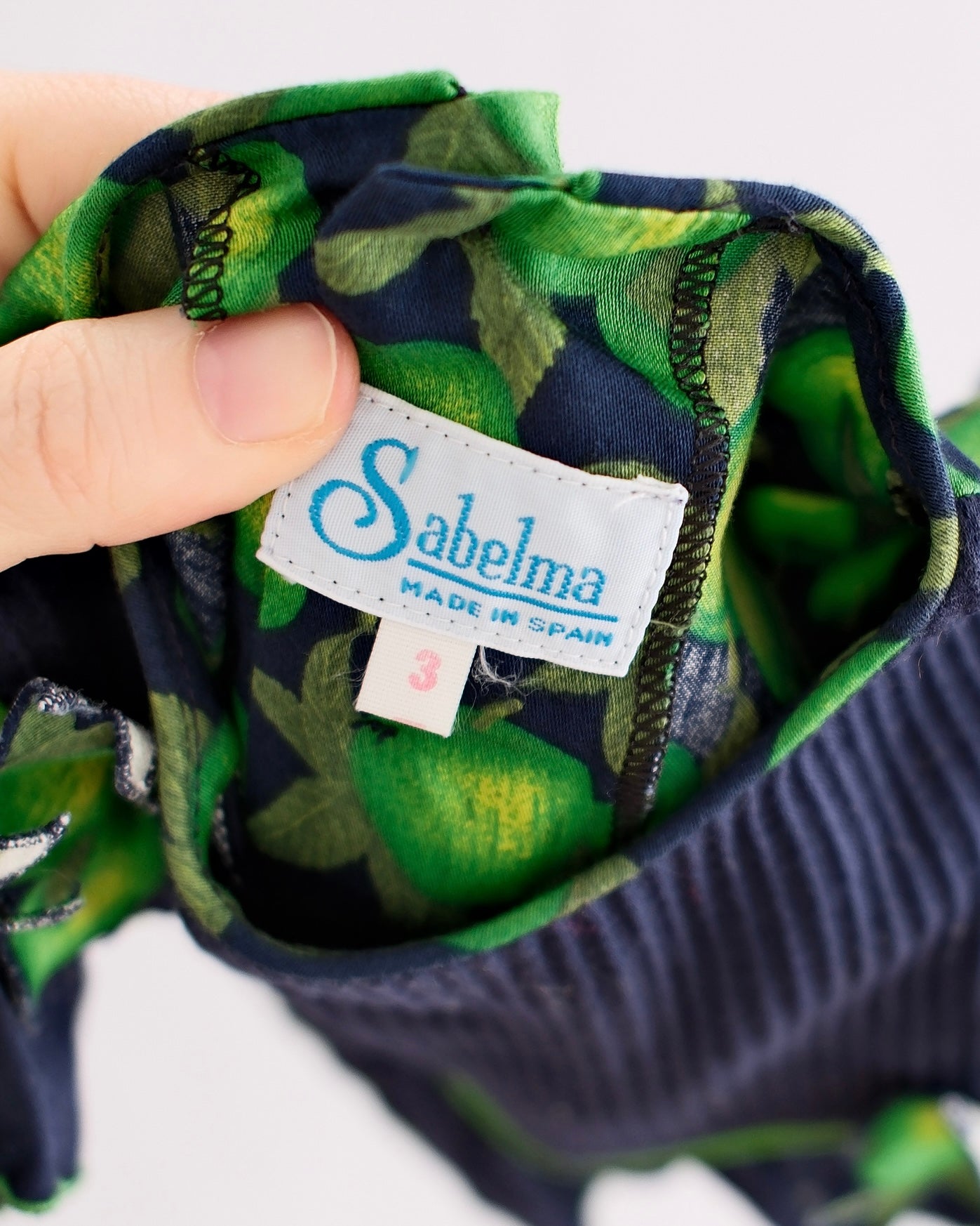 Vintage Spanish Green Apple Print Dress: 3T