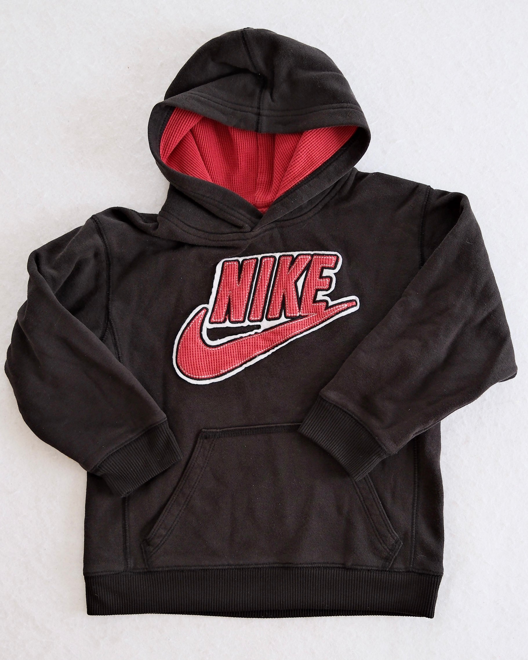 Y2K Nike black and red pullover hoodie with thermal fabric accents