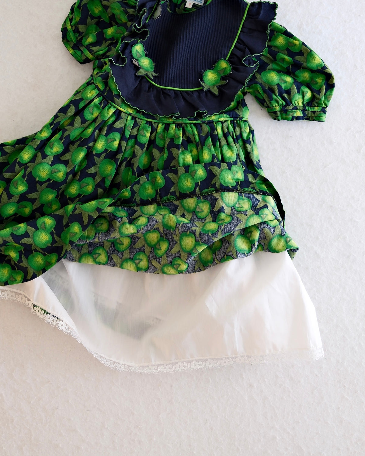 Vintage European Brand Green Apple Dress: 4T?