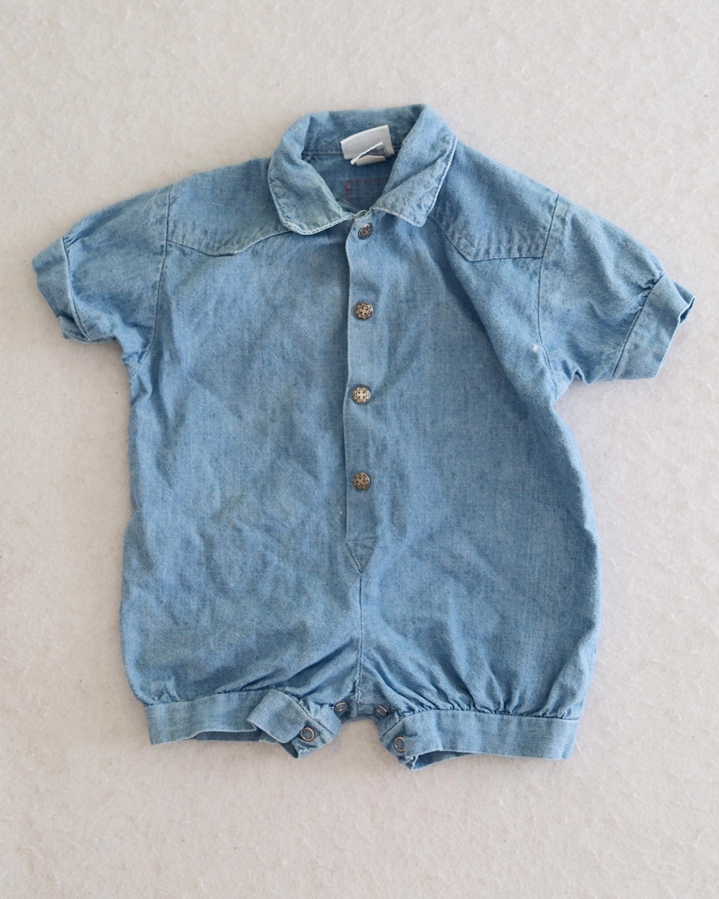 vintage OshKosh B'Gosh baby light wash denim collared romper size 6-9