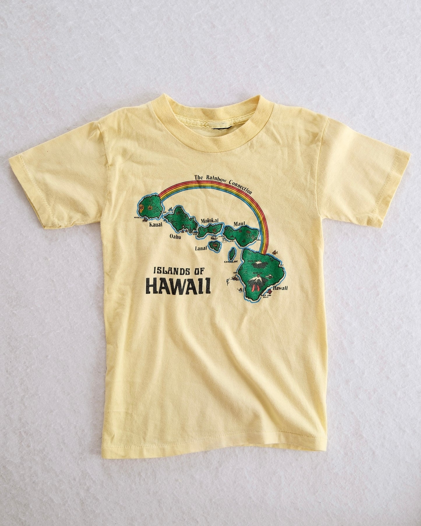 Vintage Hawaii Islands Yellow Kids Graphic T-Shirt: 7/8y?