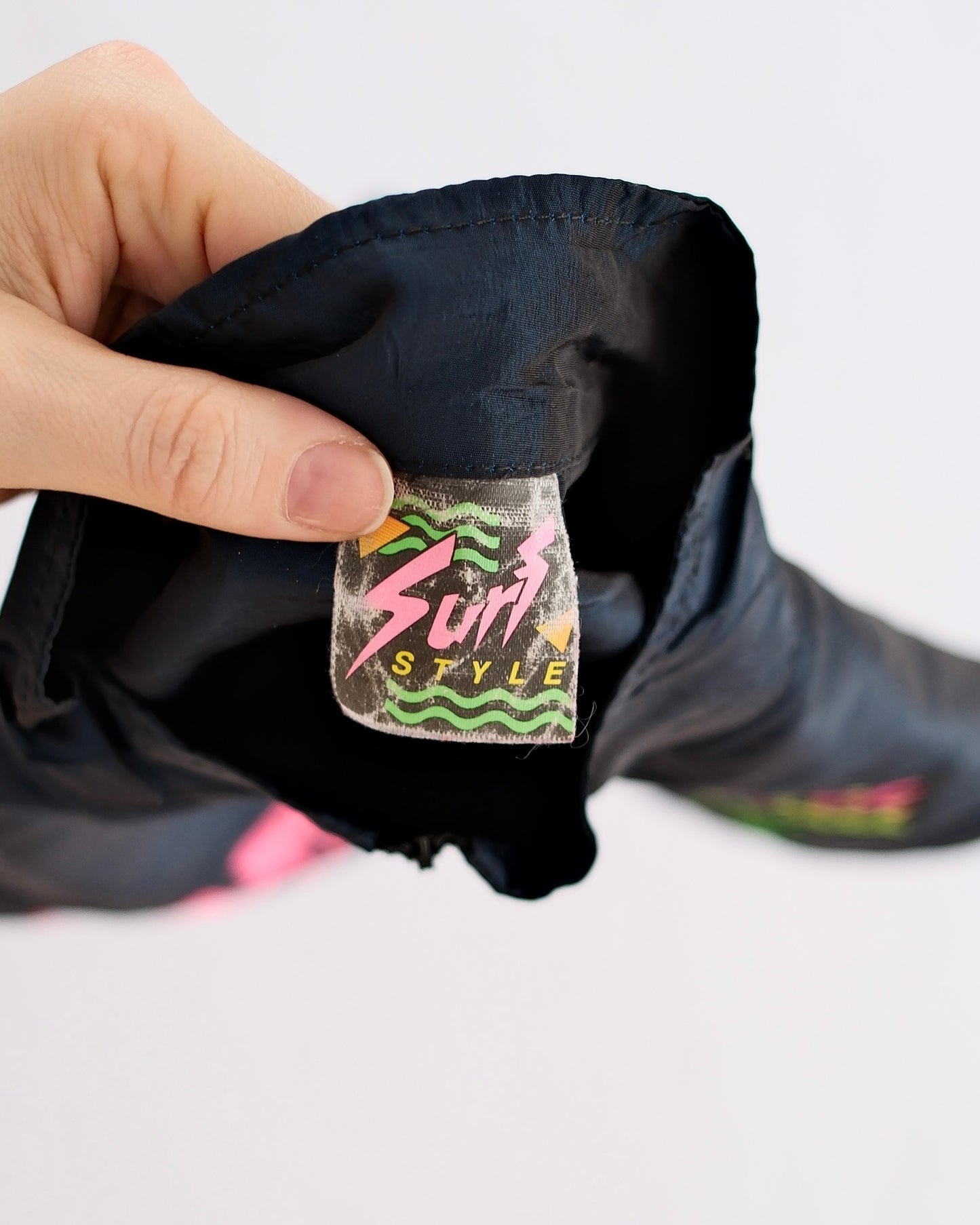 Vintage Surf Style Interplanetary Body Gear Kids Windbreaker Pullover: 2–4T