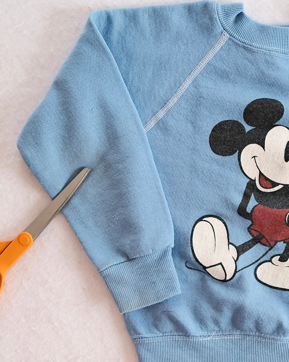 Vintage Disney Fashions Mickey Mouse Blue Kids Sweatshirt: 6y?