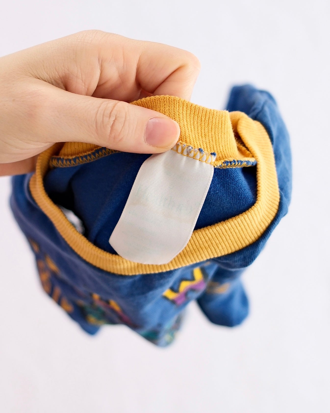 Vintage Healthtex Hawaii “Big Island Rhythm” Blue Kids T-Shirt: 5T