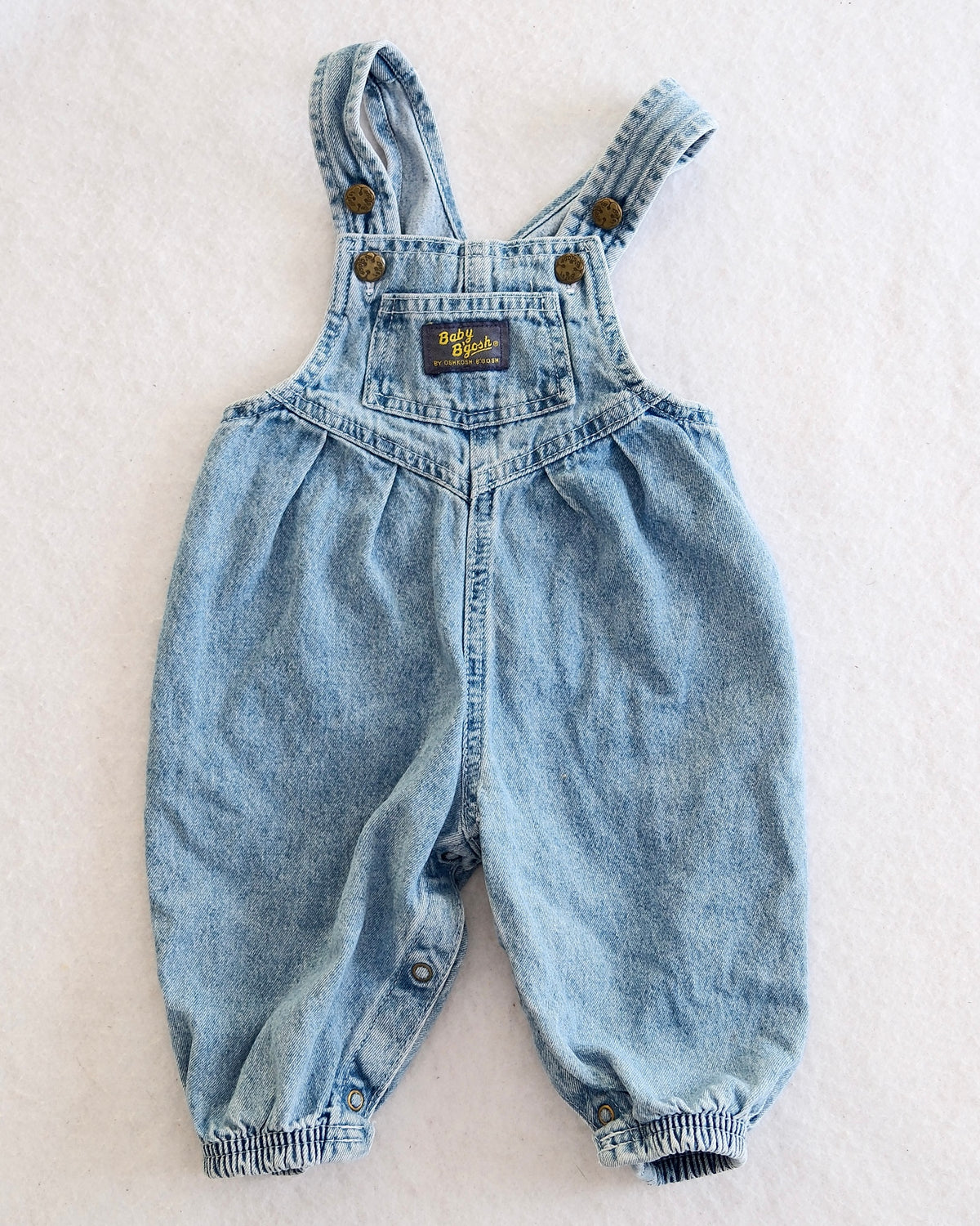 Vintage OshKosh Baby B'Gosh Light Wash Bubble Overalls: 12m?