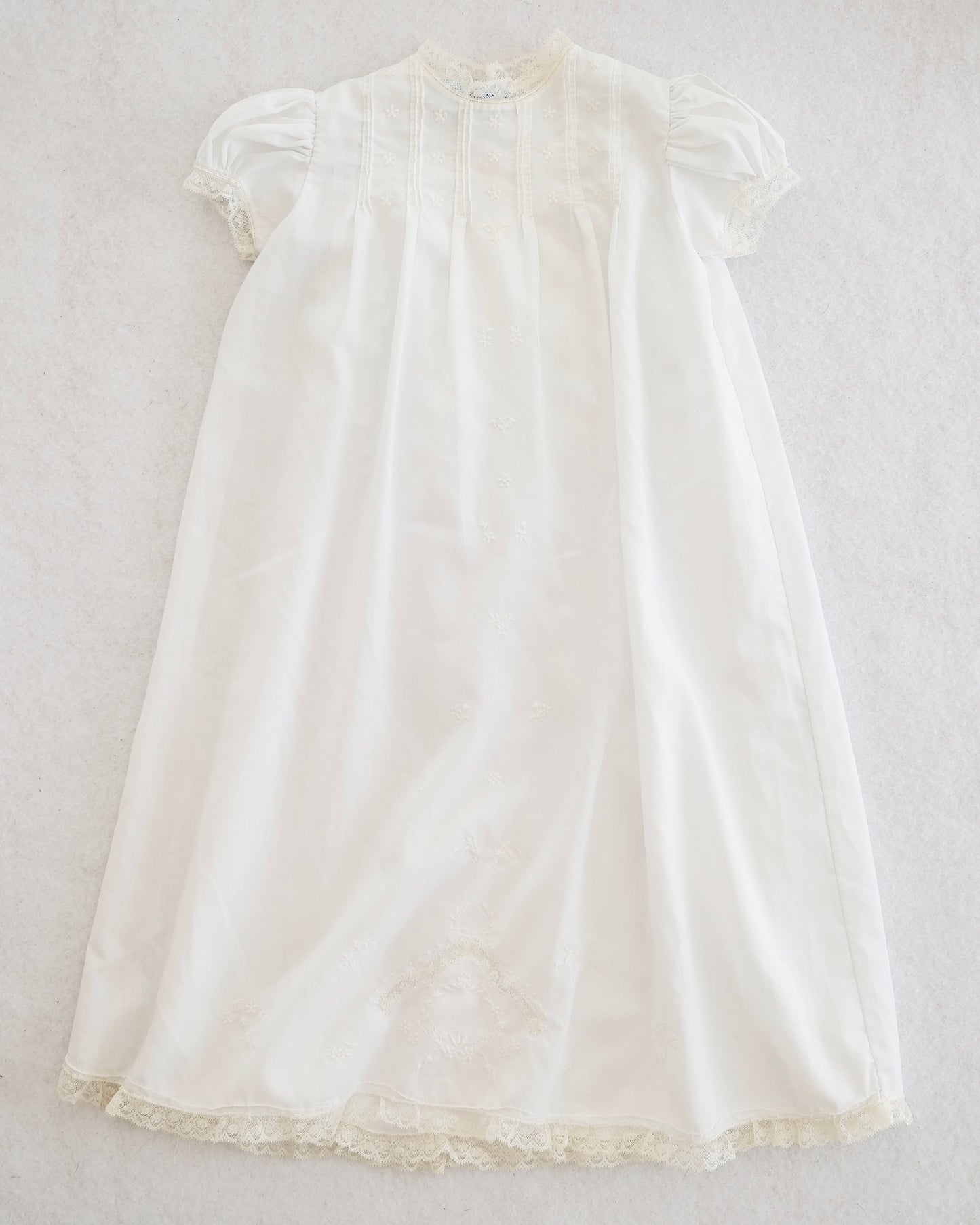 Vintage Saks Fifth Avenue Hand Embroidered Baby Gown: 6m?