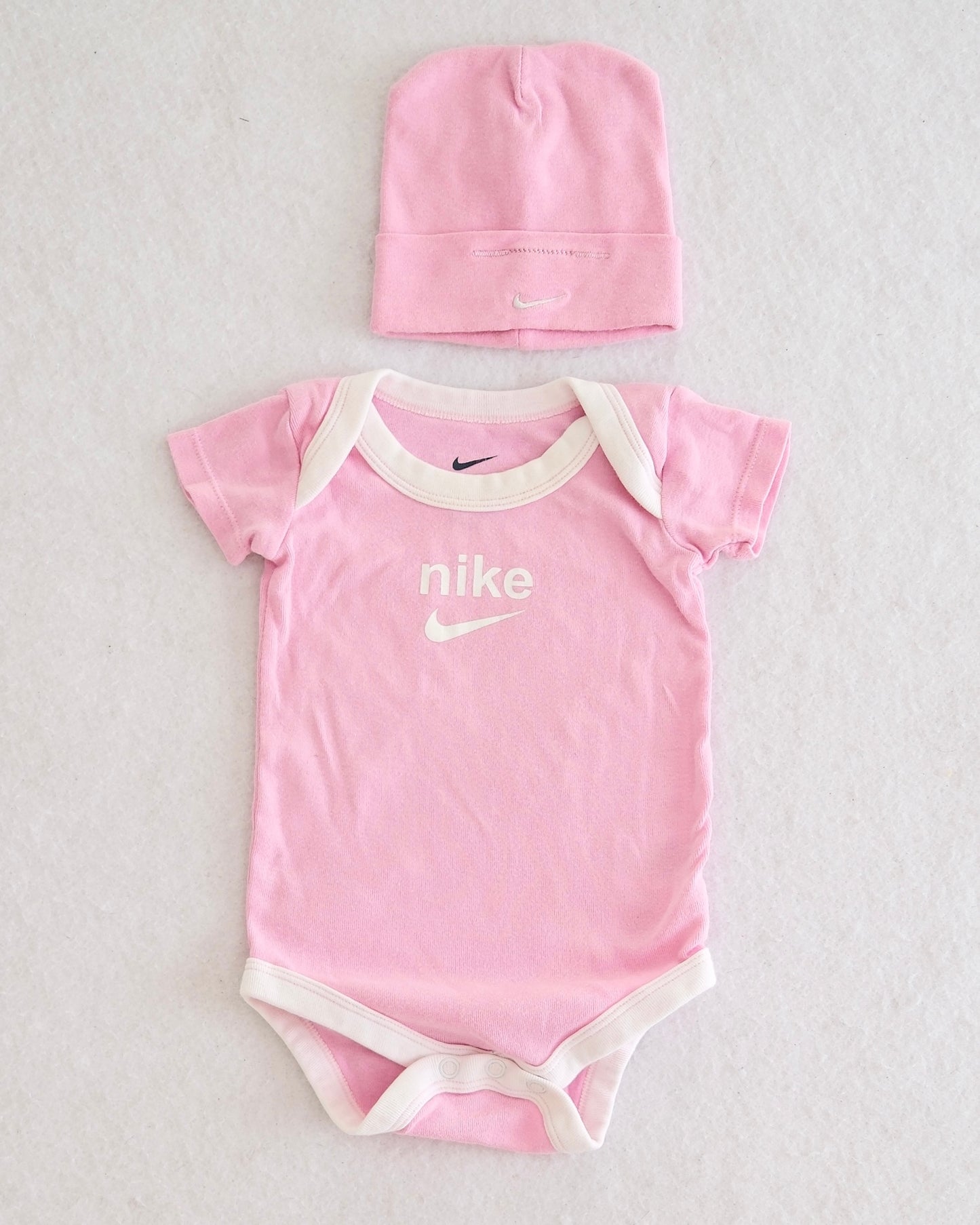 2010s Nike Pink Bodysuit + Beanie Set: 3m