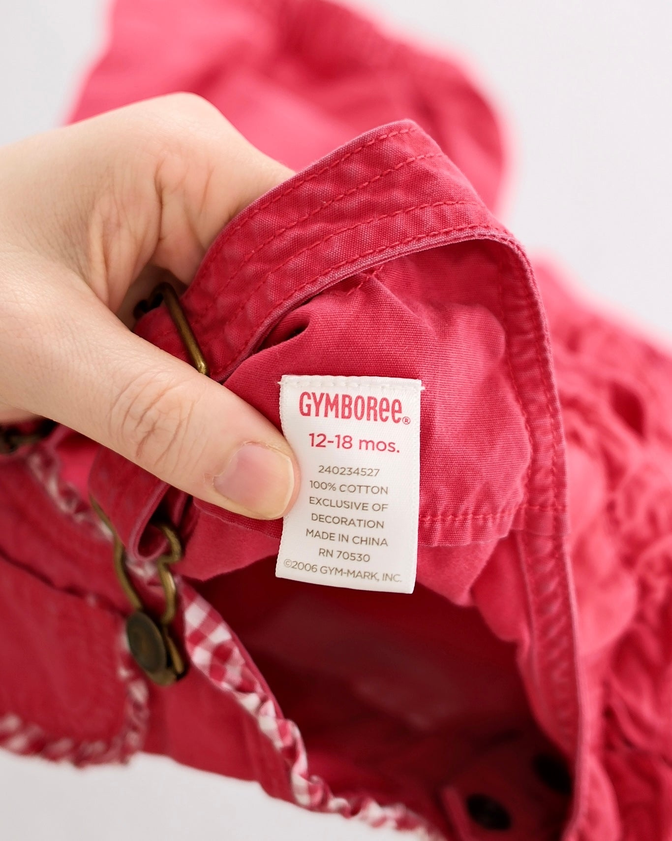 Y2K Gymboree 2007 Strawberry Farm Appliqué Ruffle Shortall: 12-18 Months - Yellow Clover Vintage Kids Clothes