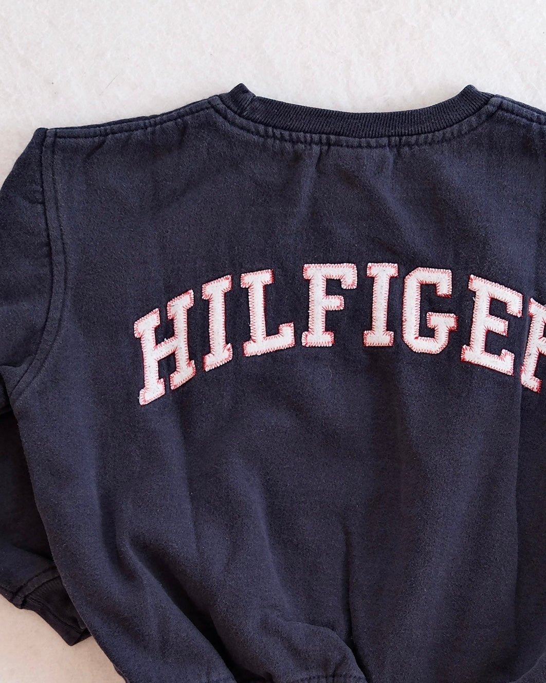 Vintage Tommy Hilfiger Lettering Sweatshirt: 4T