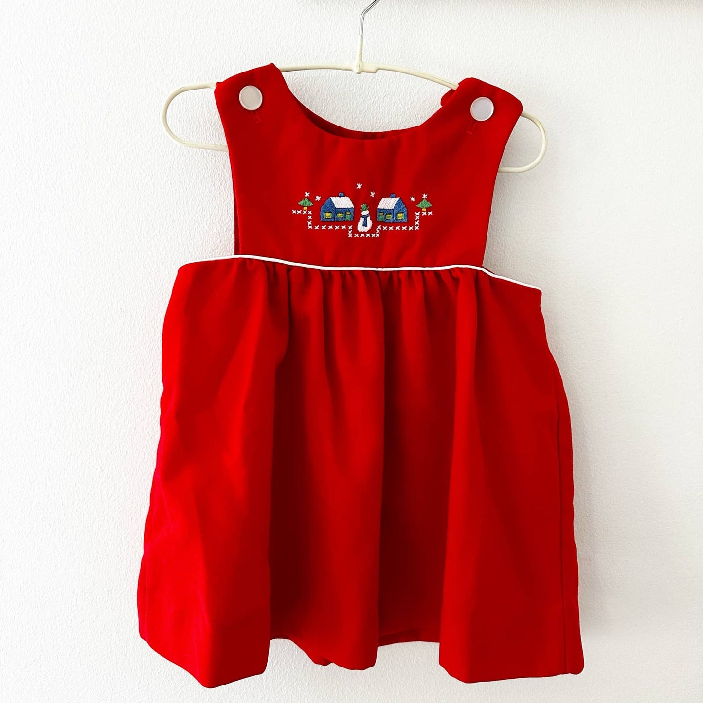 Vintage Christmas Village Embroidered Pinafore Dress: 2/3T - Yellow Clover Vintage Kids Clothes