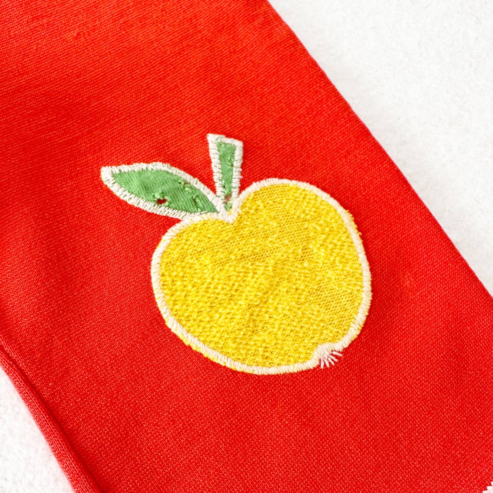 Vintage Carter’s Apple Knee Pull On Pants: 12m - Yellow Clover Vintage Kids Clothes