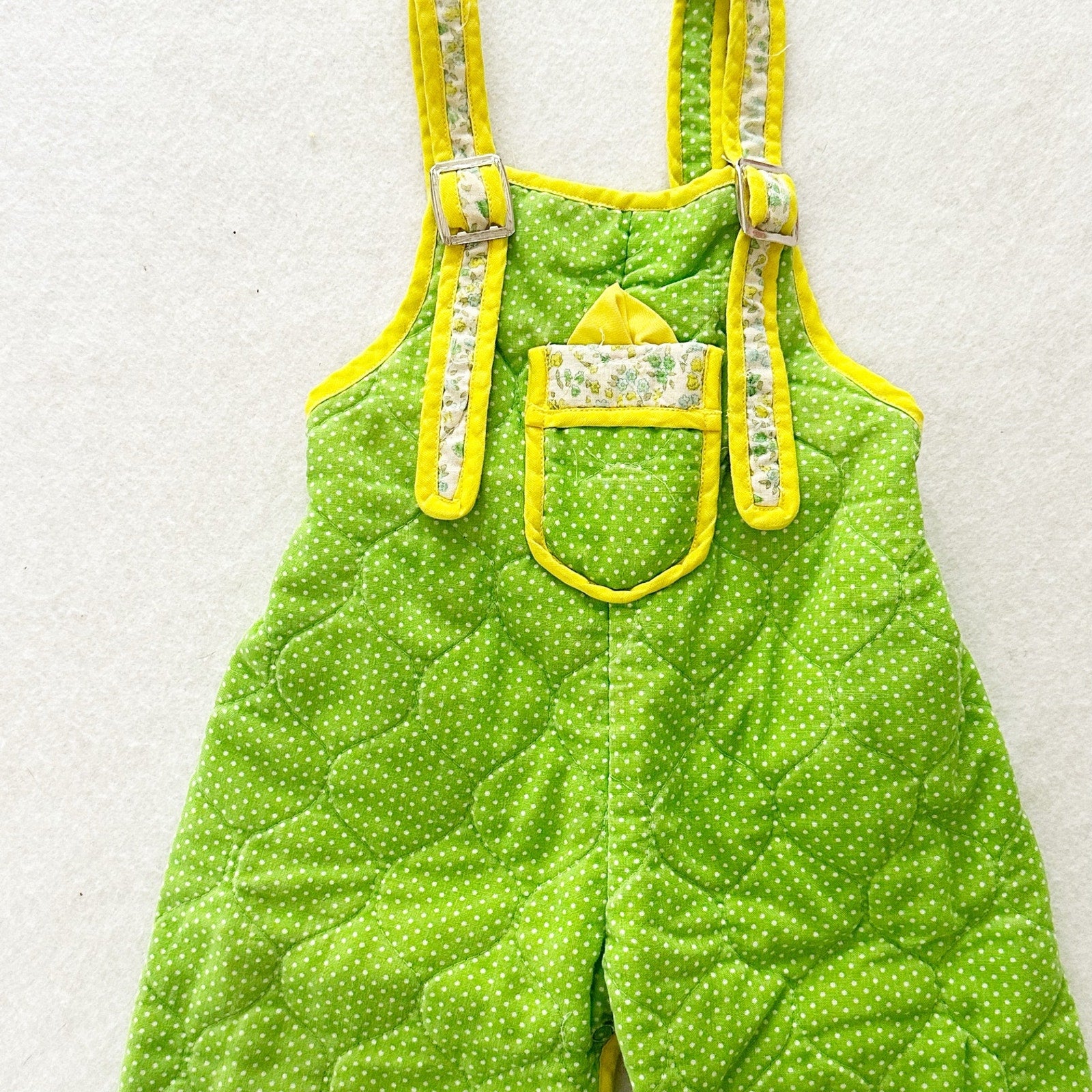 Vintage Quilted Floral Green Romper: 12m? - Yellow Clover Vintage Kids Clothes