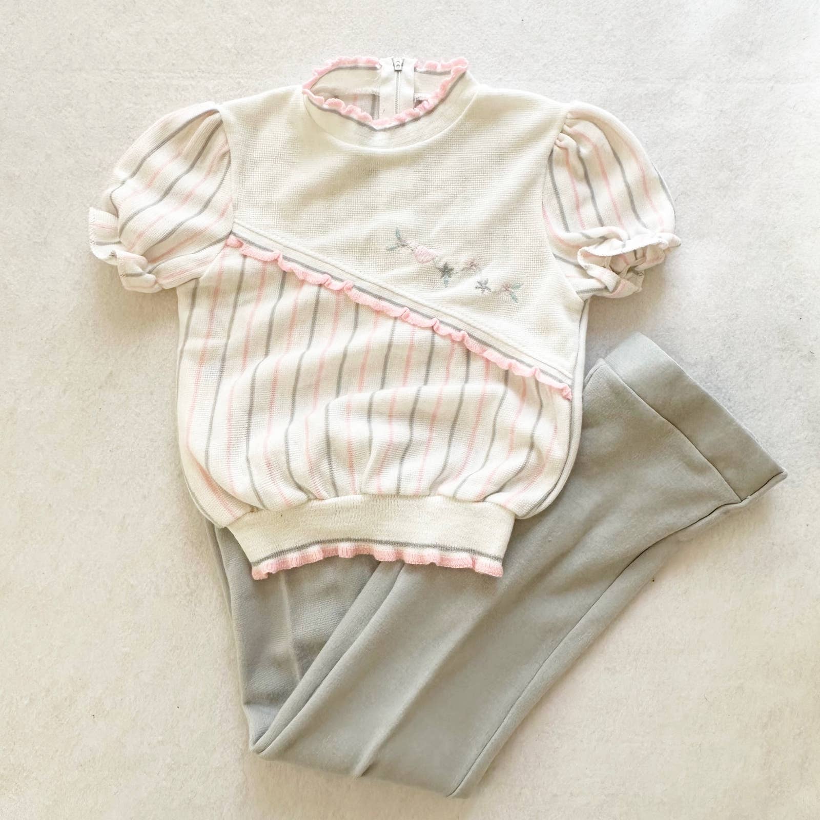 Vintage Bull Frog Knits Sweater Knit Set: 5T? - Yellow Clover Vintage Kids Clothes