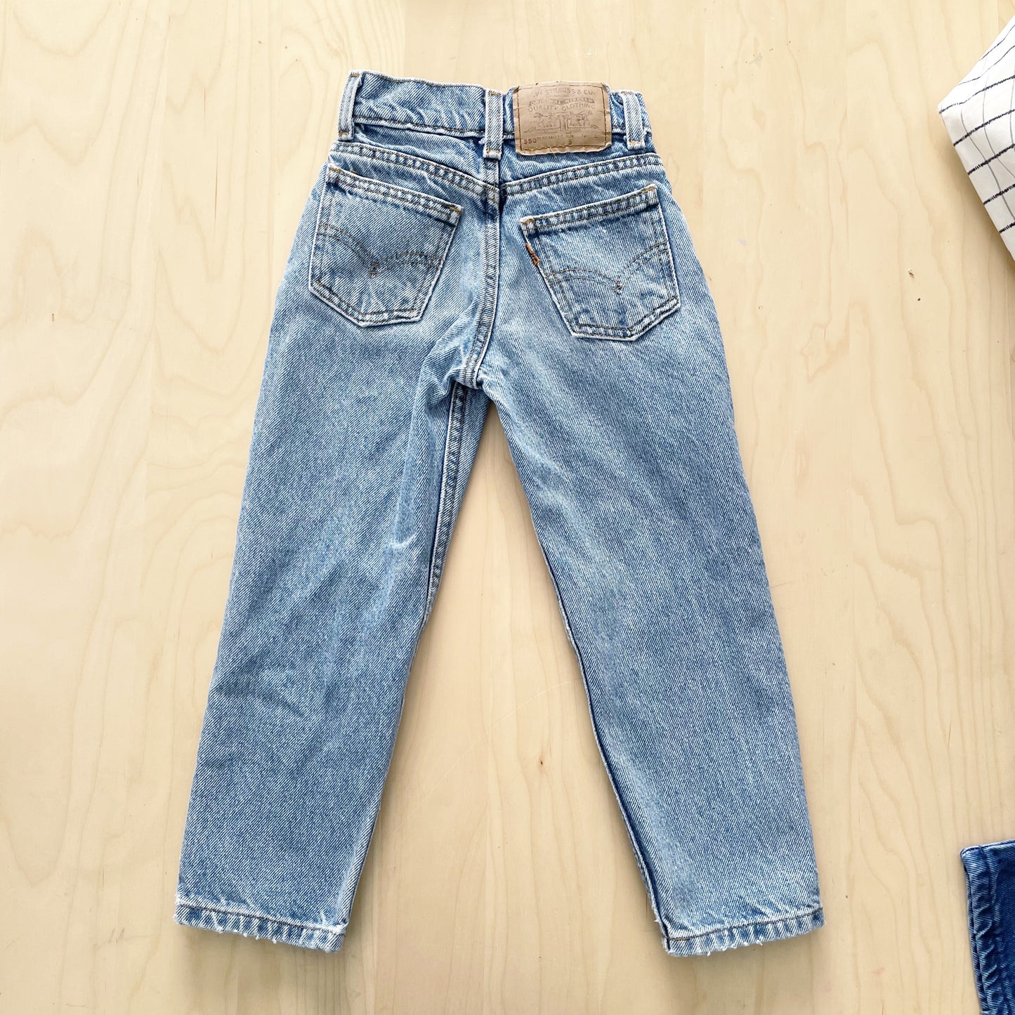 Levi’s 550 Slim 5 Orange Tab Jeans