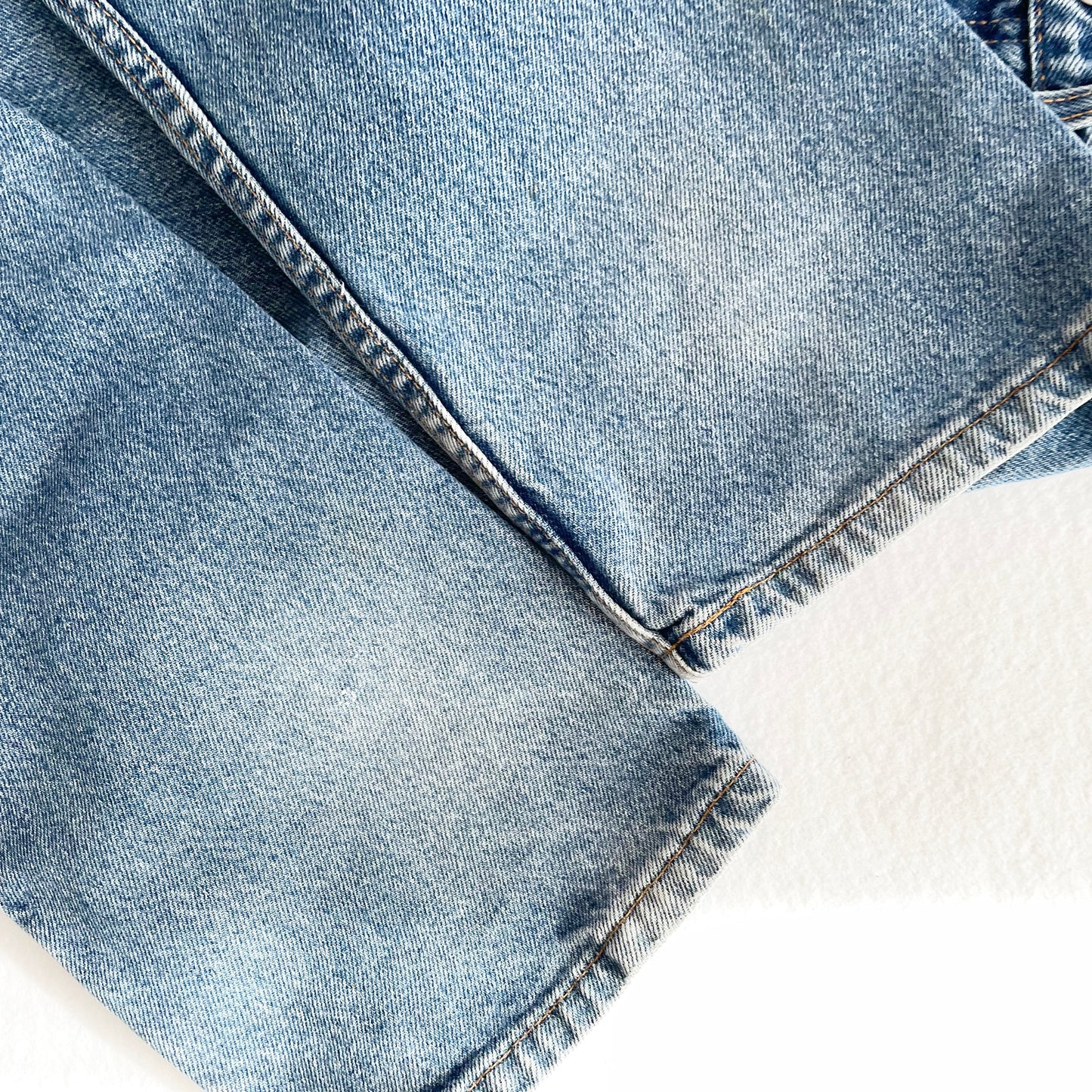 Levi’s 550 Medium Wash Jeans • 10y - Yellow Clover Vintage Kids Clothes