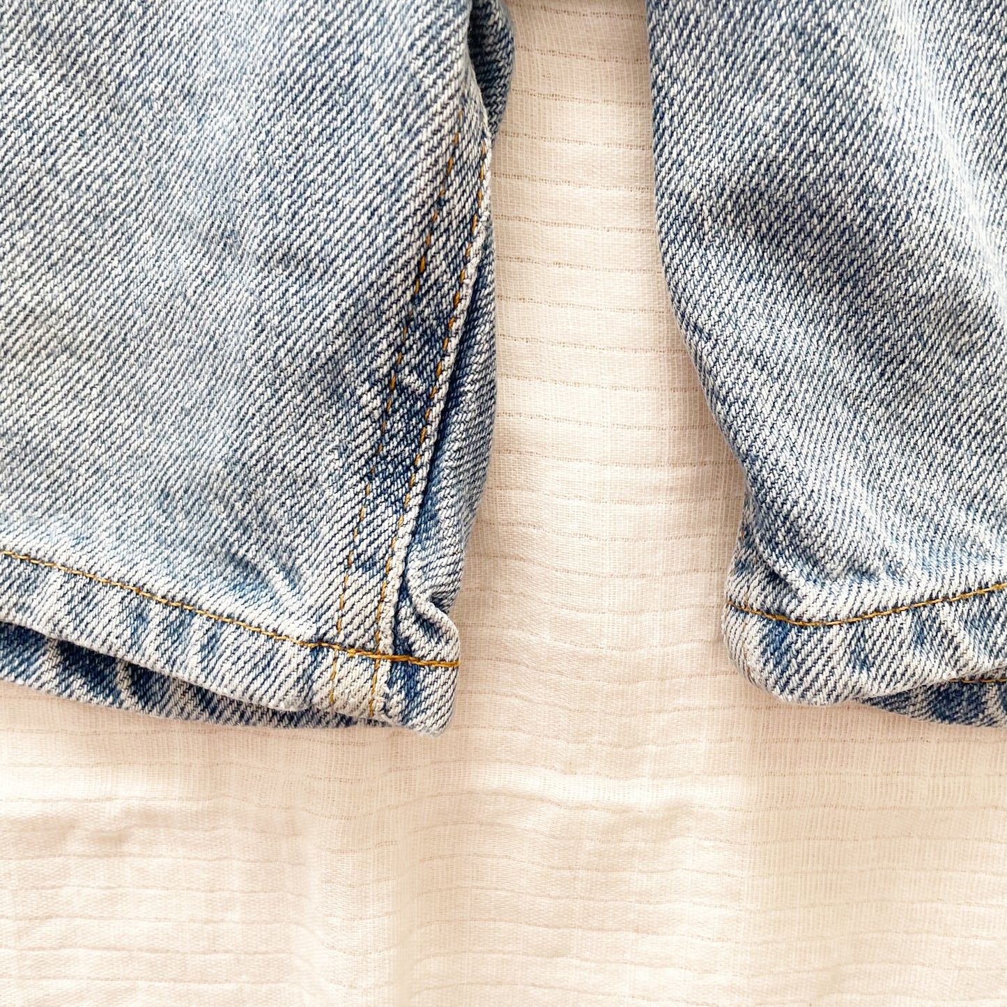 Levi’s 550 Lighter Wash Shorts • 5T - Yellow Clover Vintage Kids Clothes
