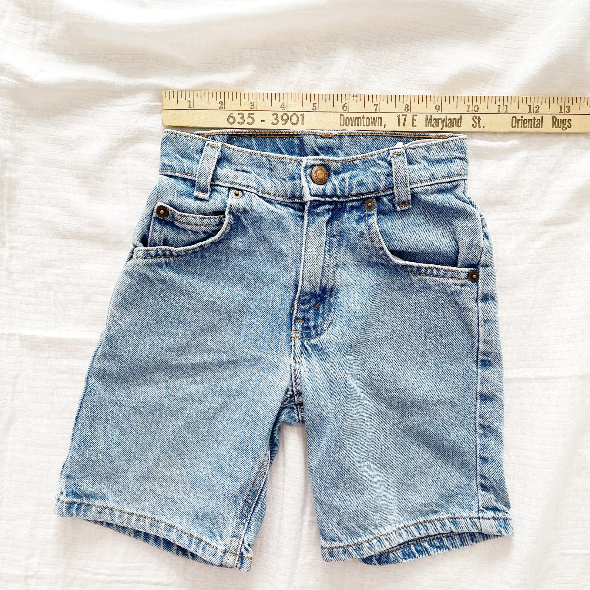 Levi’s 550 Lighter Wash Shorts • 5T - Yellow Clover Vintage Kids Clothes